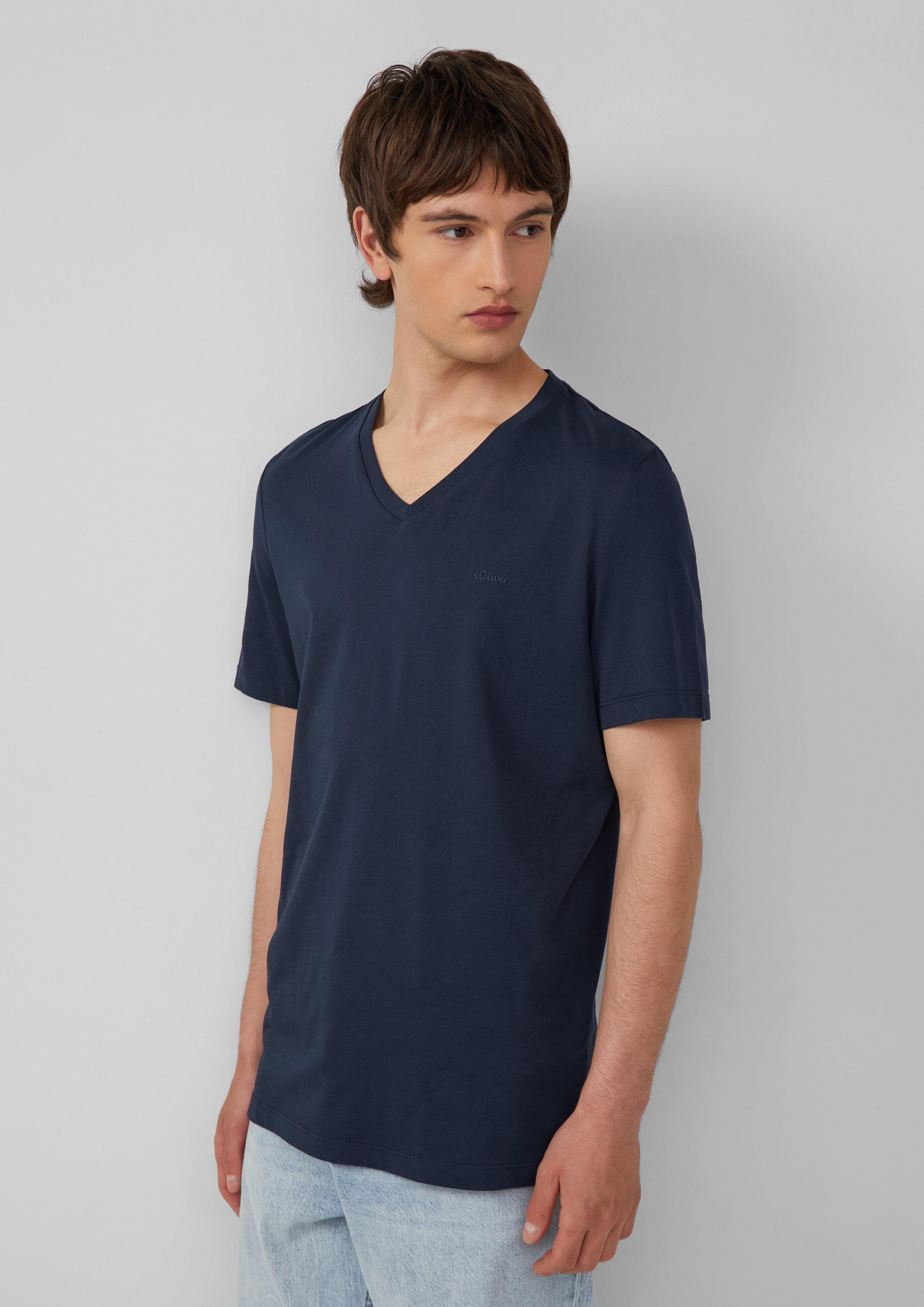 T-shirt in 5978, 9581, 6565, 9999, 0330, 5007, 0100, 6259 & 6501