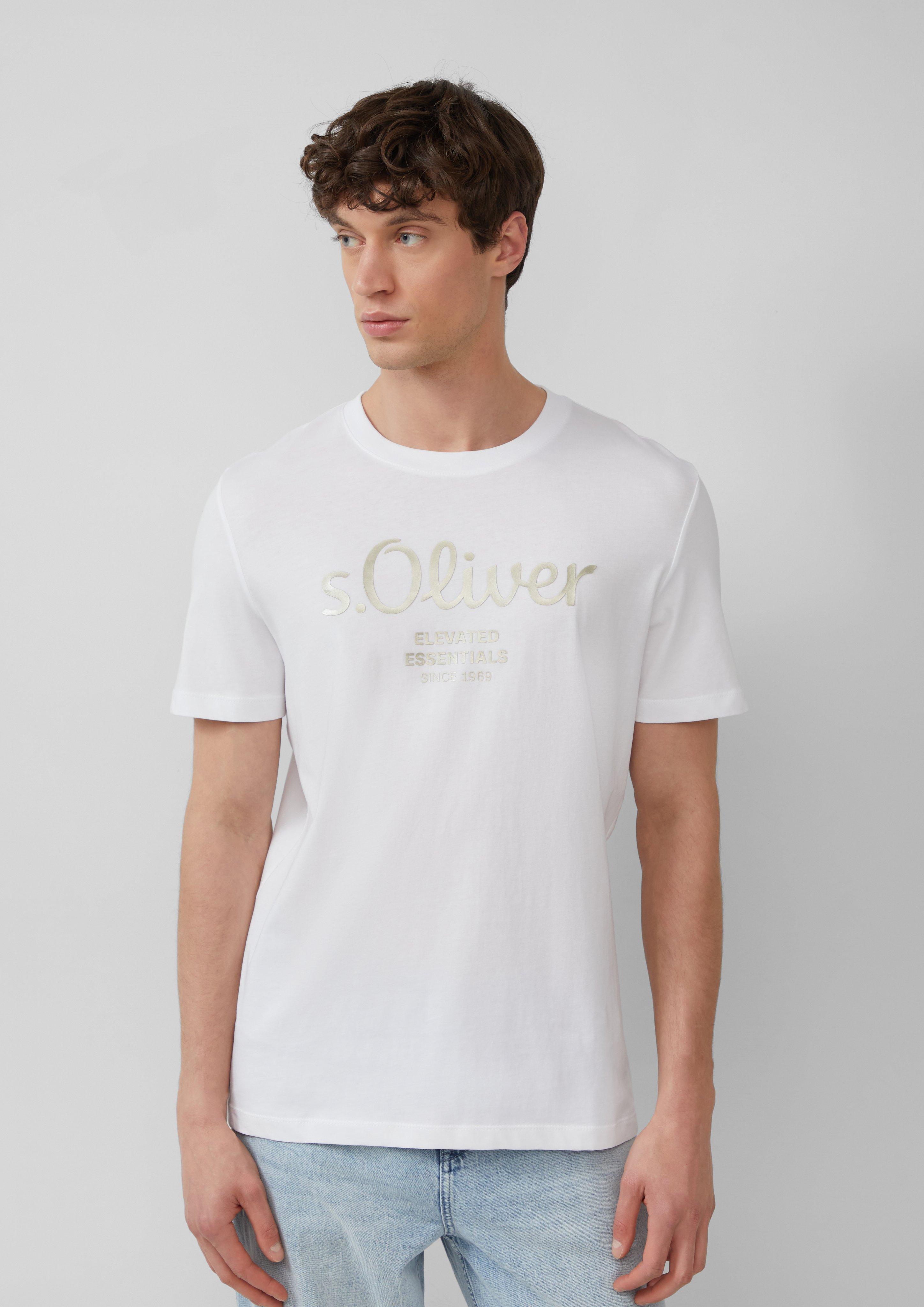 T-Shirt in 01D2, 42D1, 78D1, 20D1, 50D1, 99D2, 79D2, 80D1, 47D1, 67D1, 55D1 & 54D1