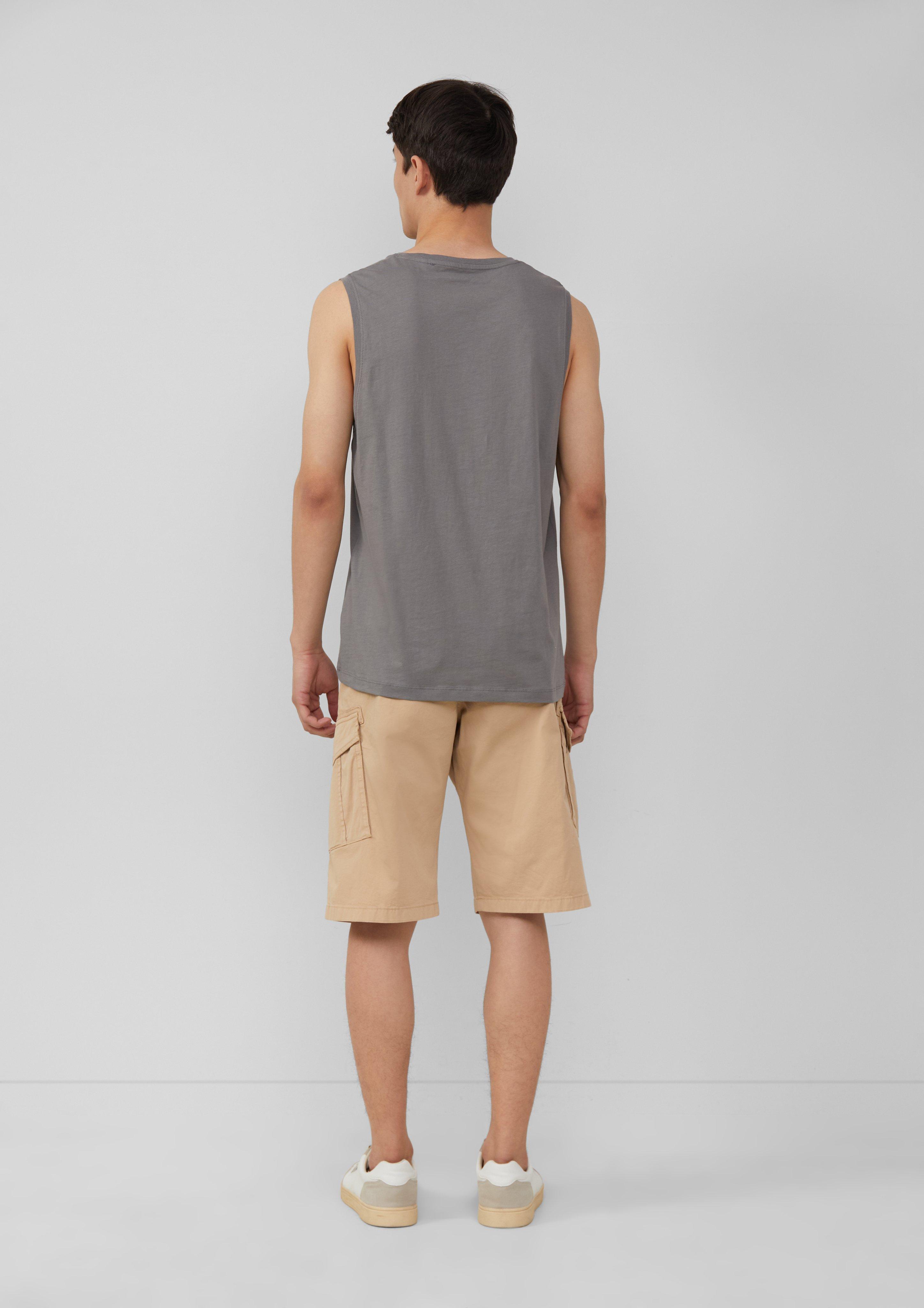 Majica in 94D1, 99D2, 20D2, 62D1, 01D1, 01D2, 58D1 & 78D2