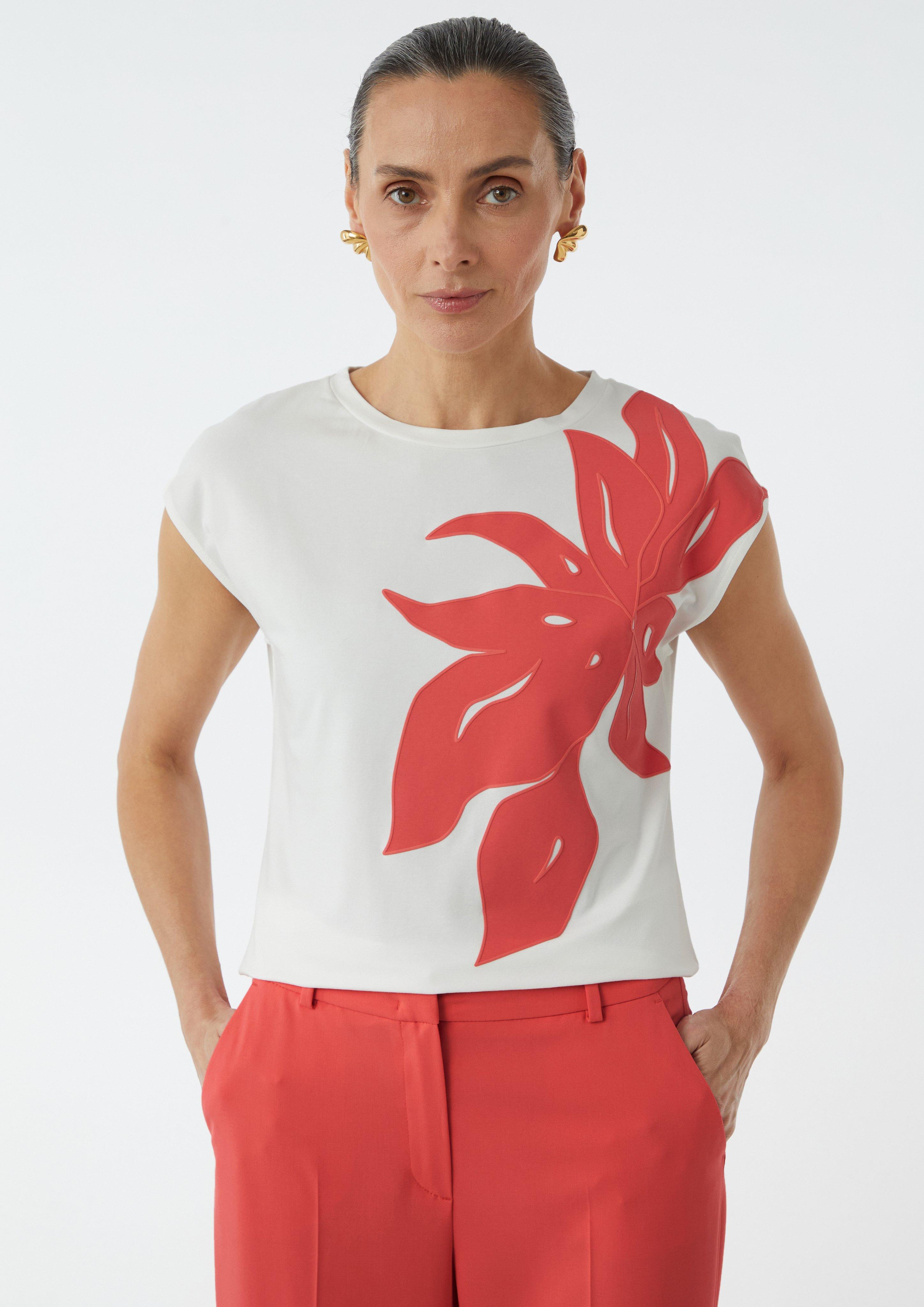 T-shirt with dropped shoulders and a floral print - White