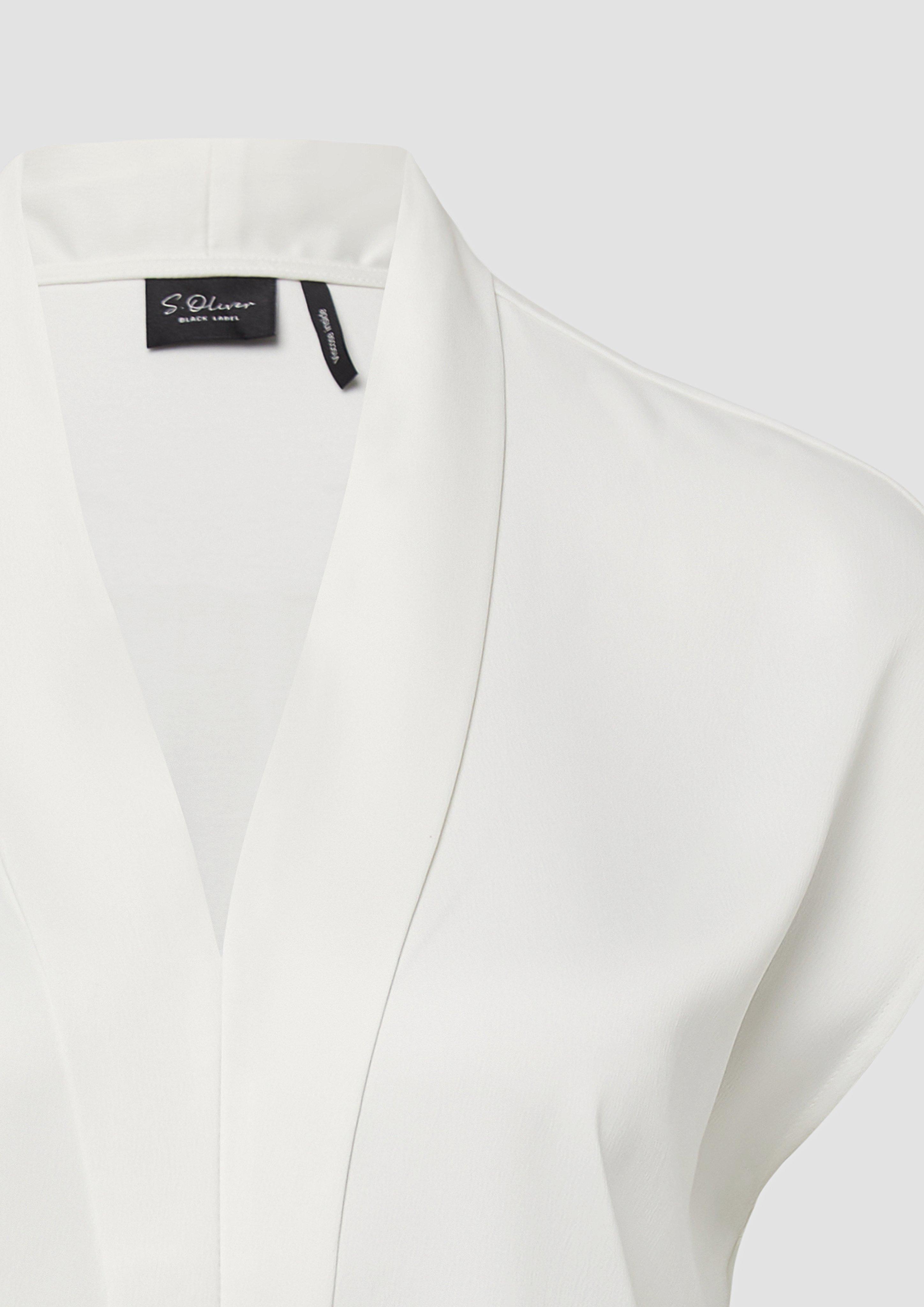 T-Shirt in 0200 & 5328