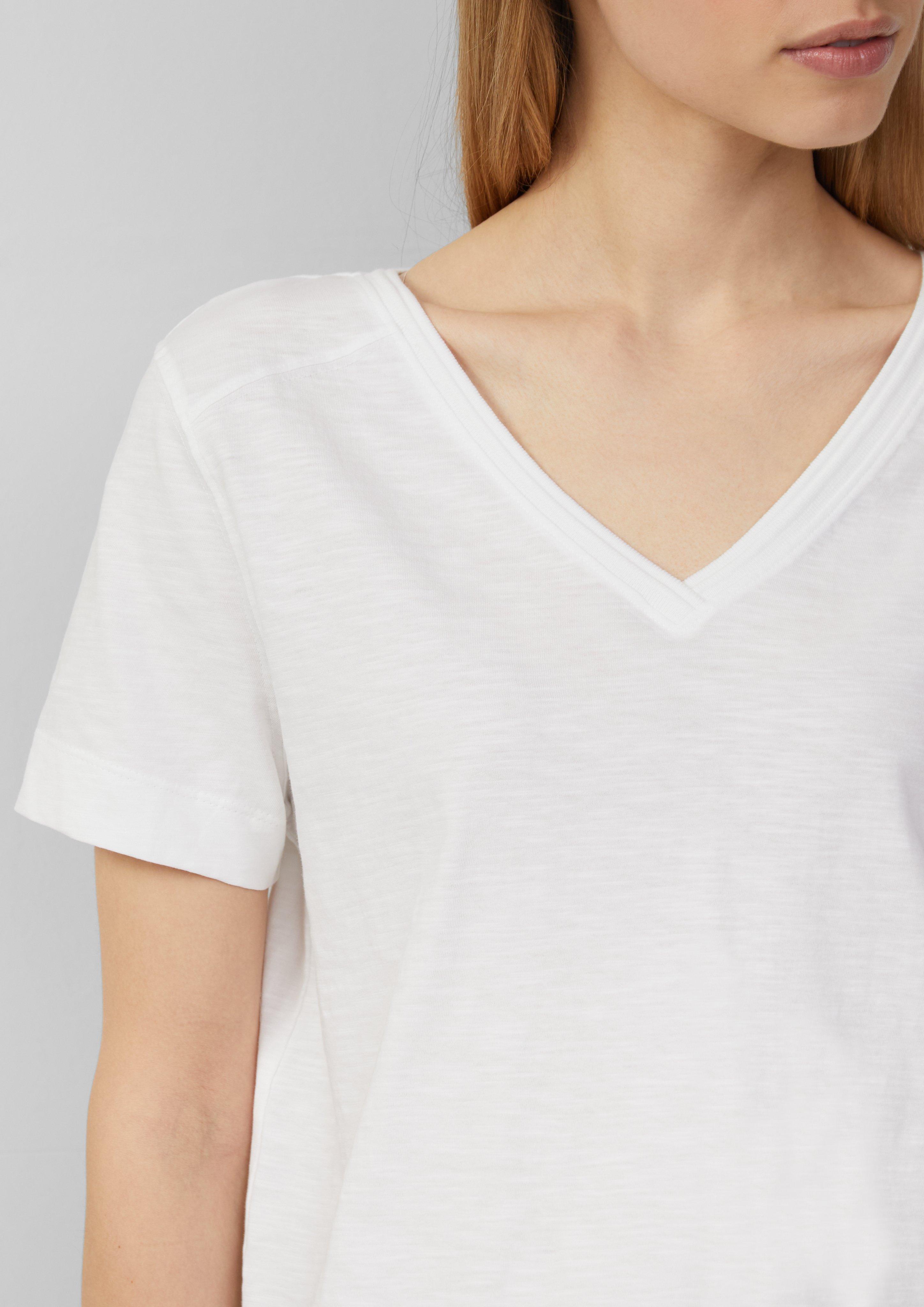 T-shirt in 0100, 3090, 1122, 5083, 9999 & 4101