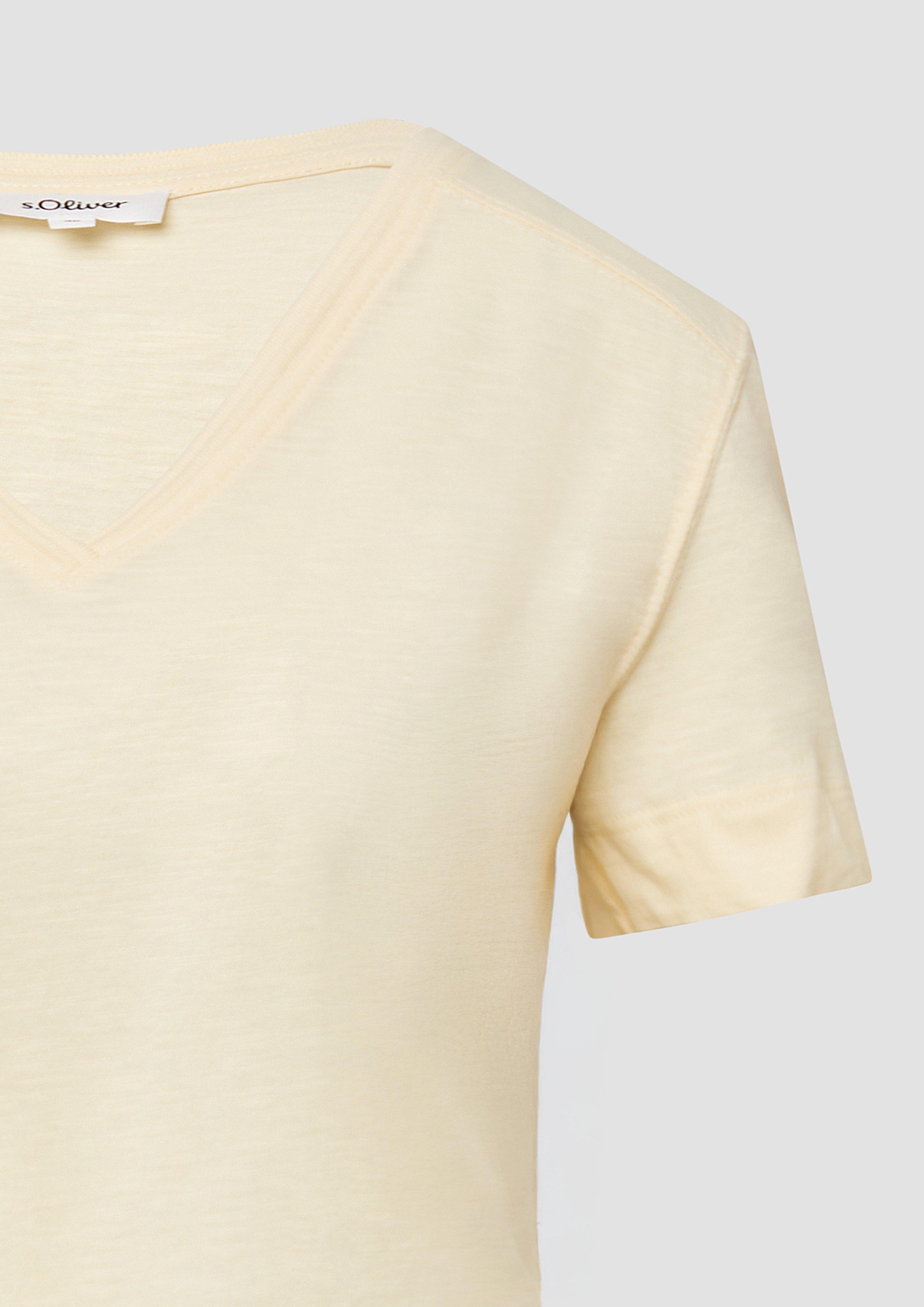 T-shirt in 1122, 0100, 3090, 5083, 9999 & 4101