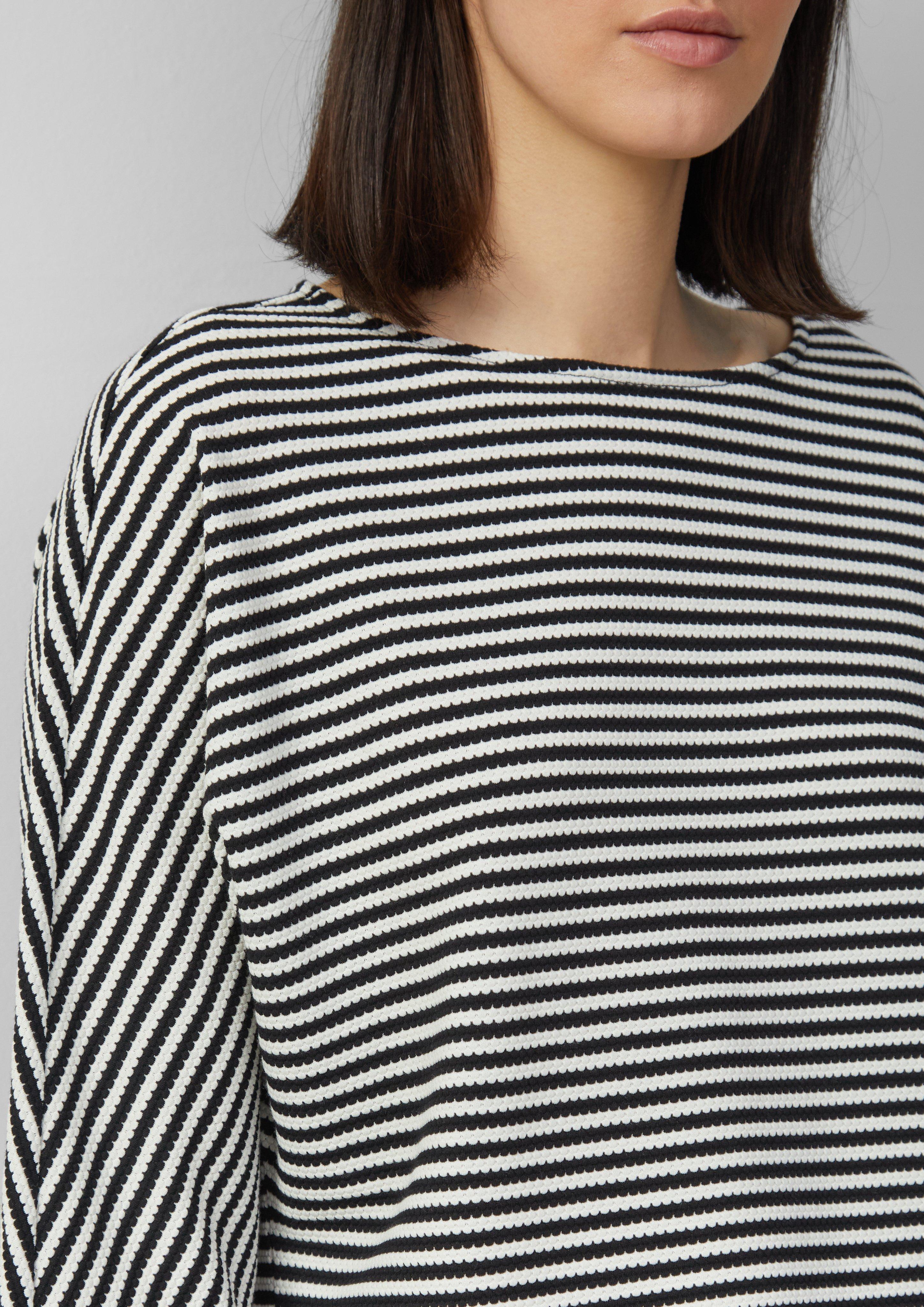 T-Shirt in 99H0 & 41H0