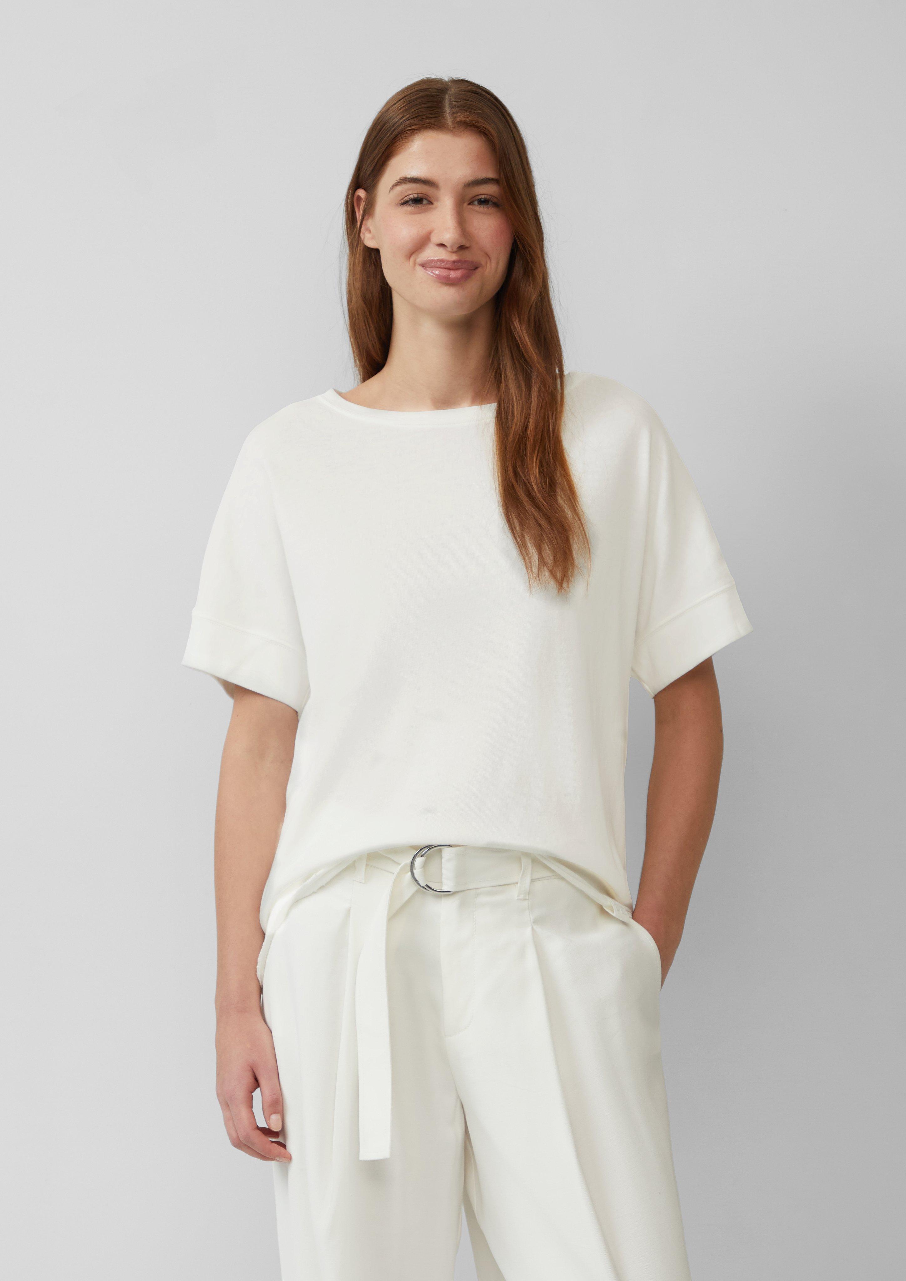 T-shirt in 0210 & 1122