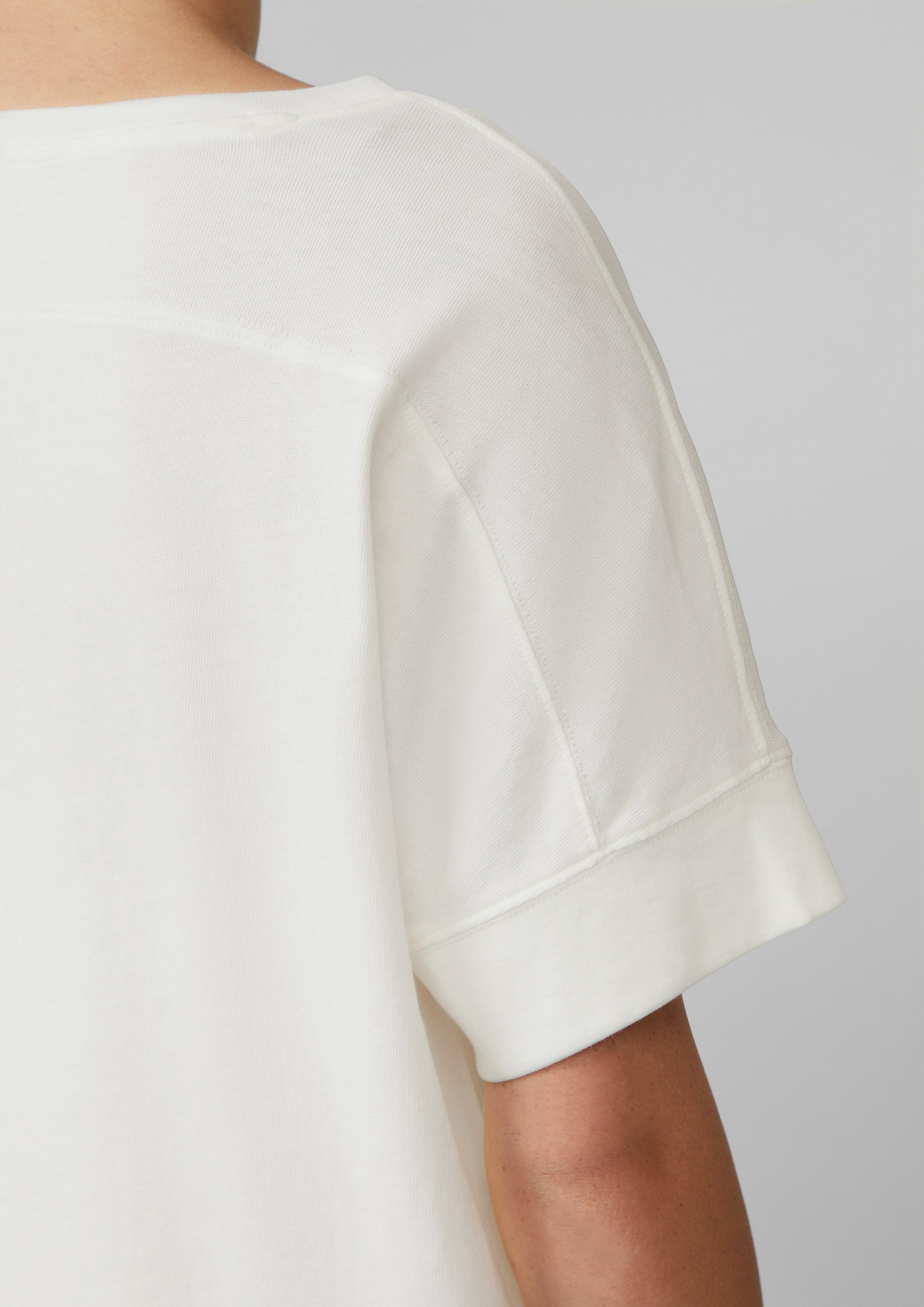 T-shirt in 0210 & 1122