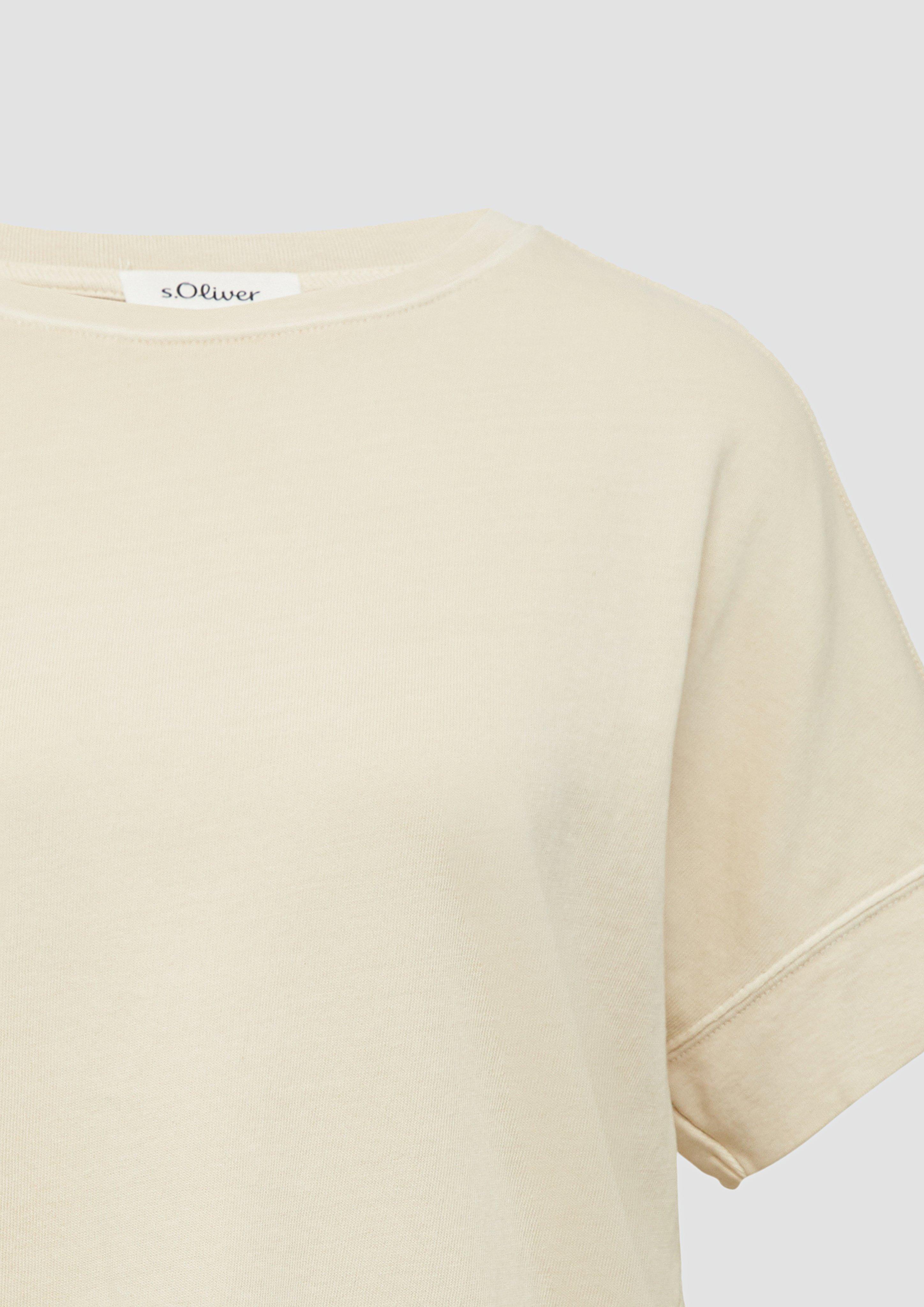 T-shirt in 1122 & 0210