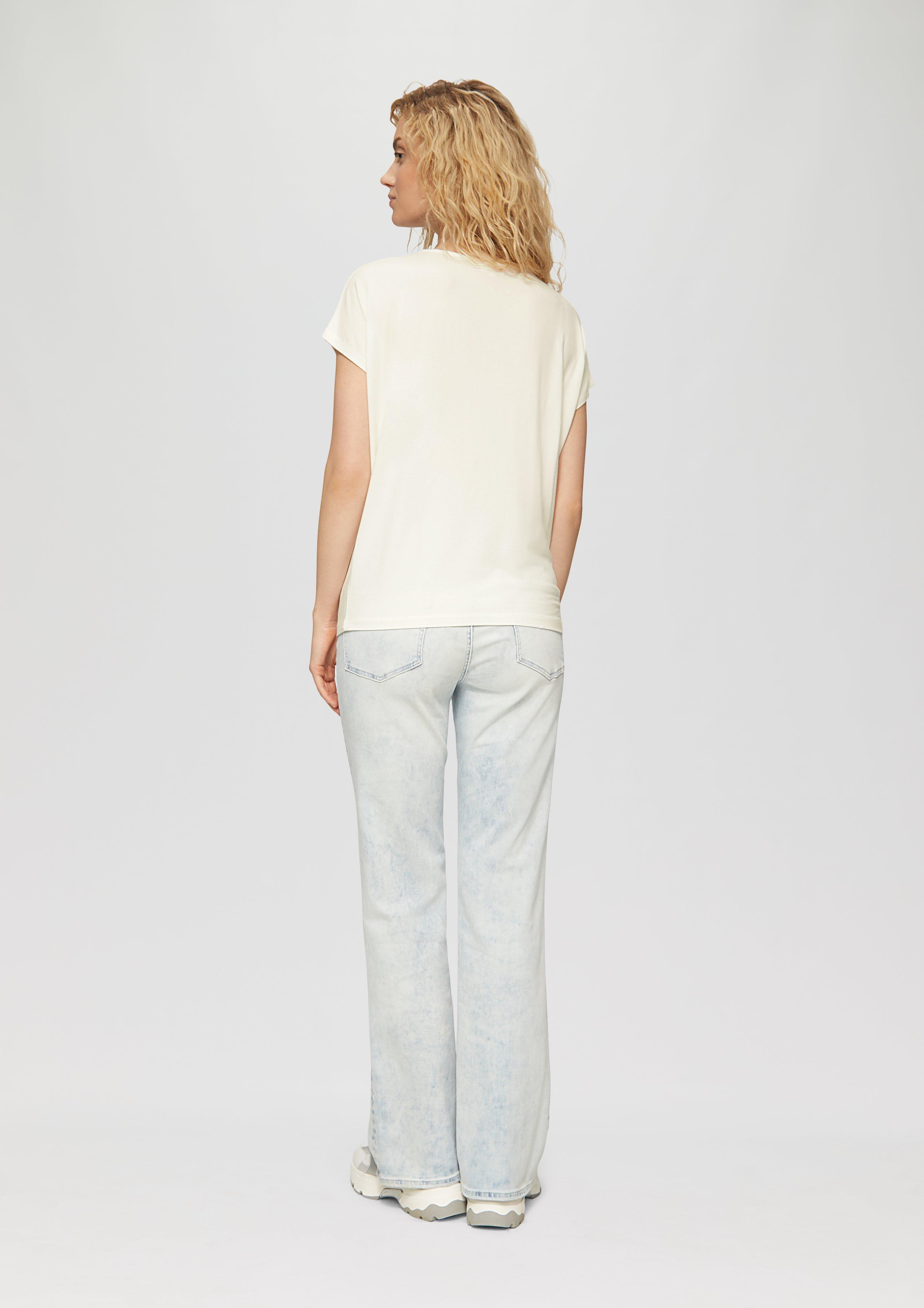 T-Shirt in 02D0, 55D0 & 41D0