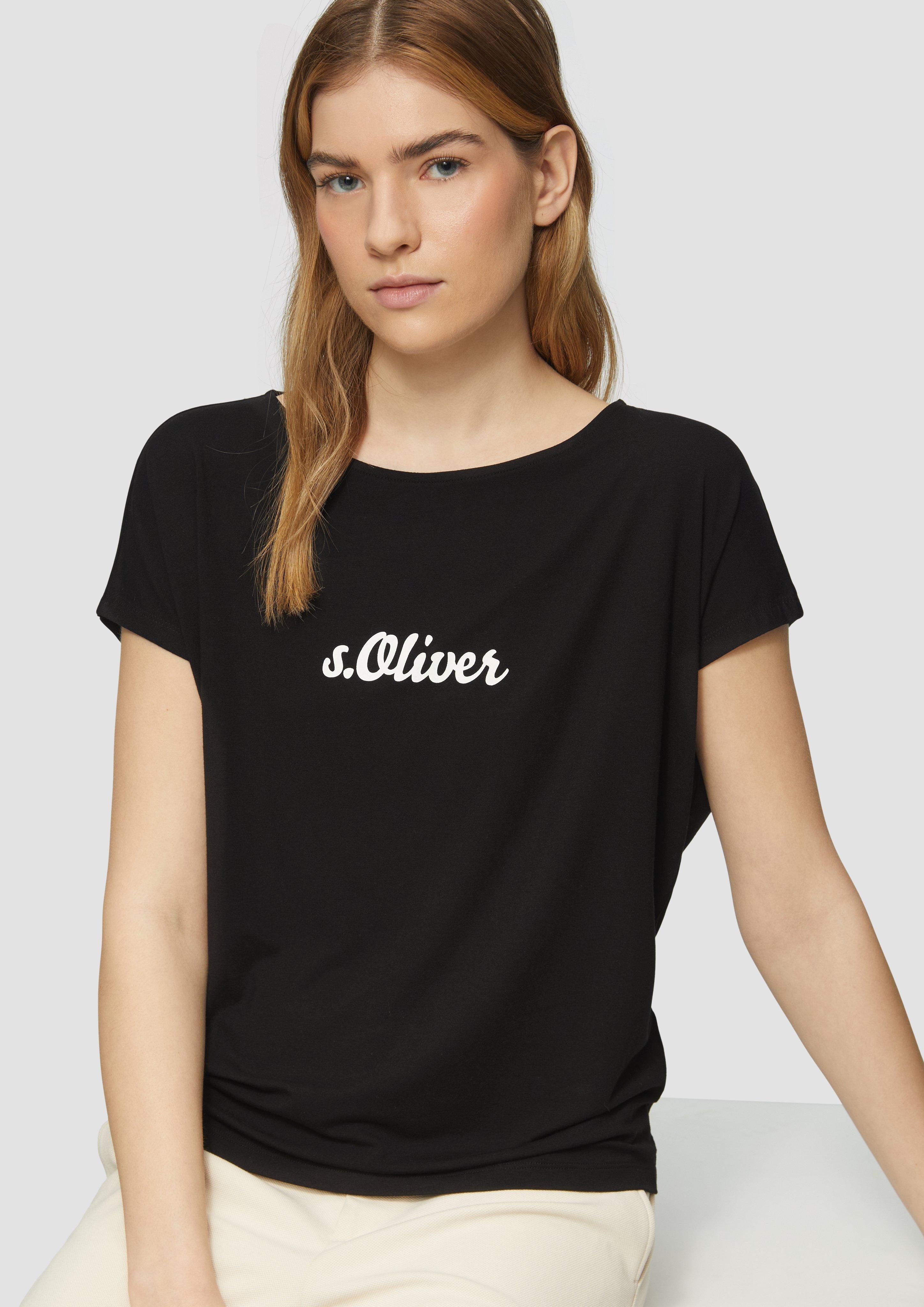 T-Shirt in 99D0, 55D0, 02D0 & 41D0