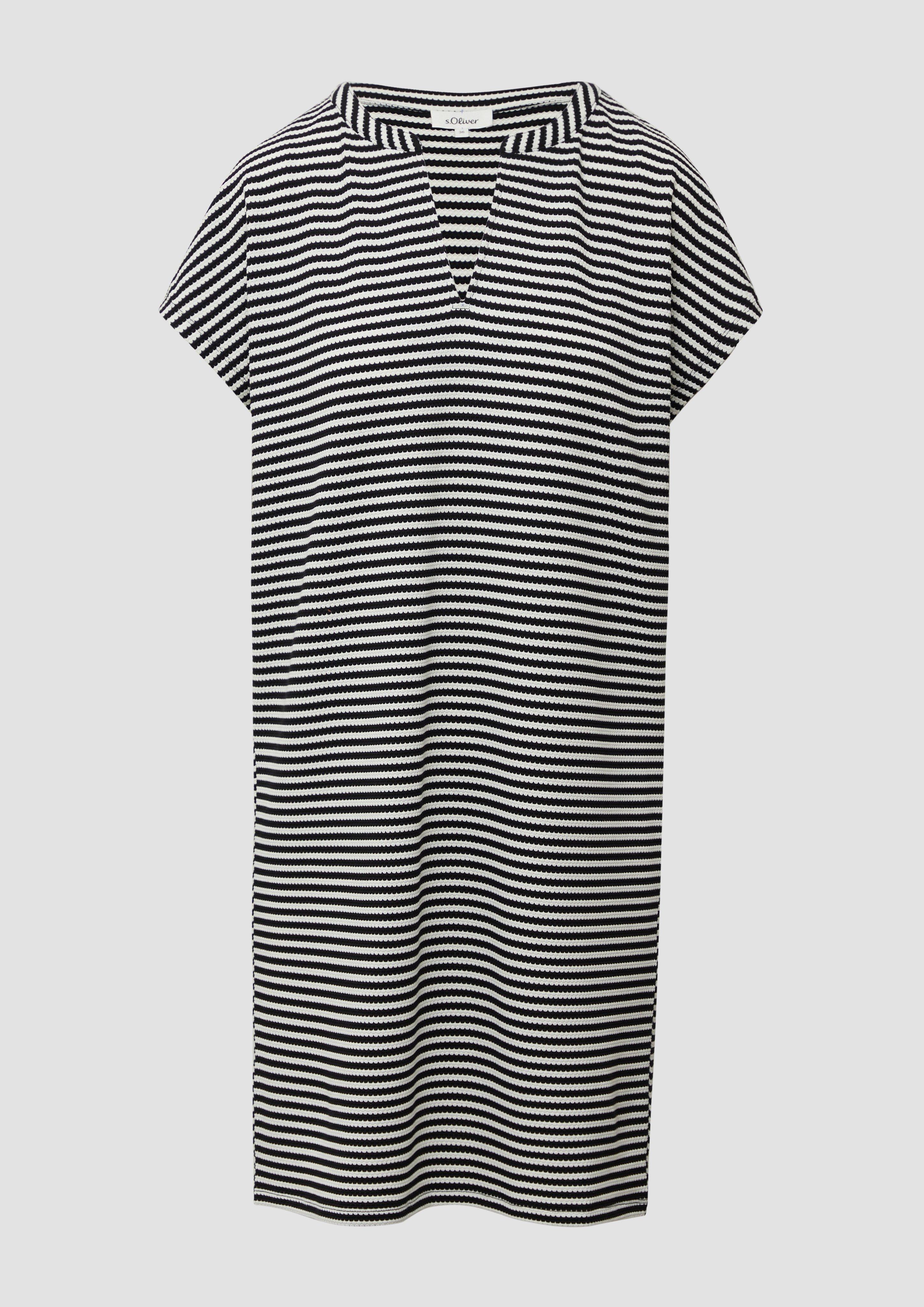 s.Oliver - Gestreiftes Kurzkleid aus Jacquard im Relaxed Fit, Damen, schwarz|weiß
