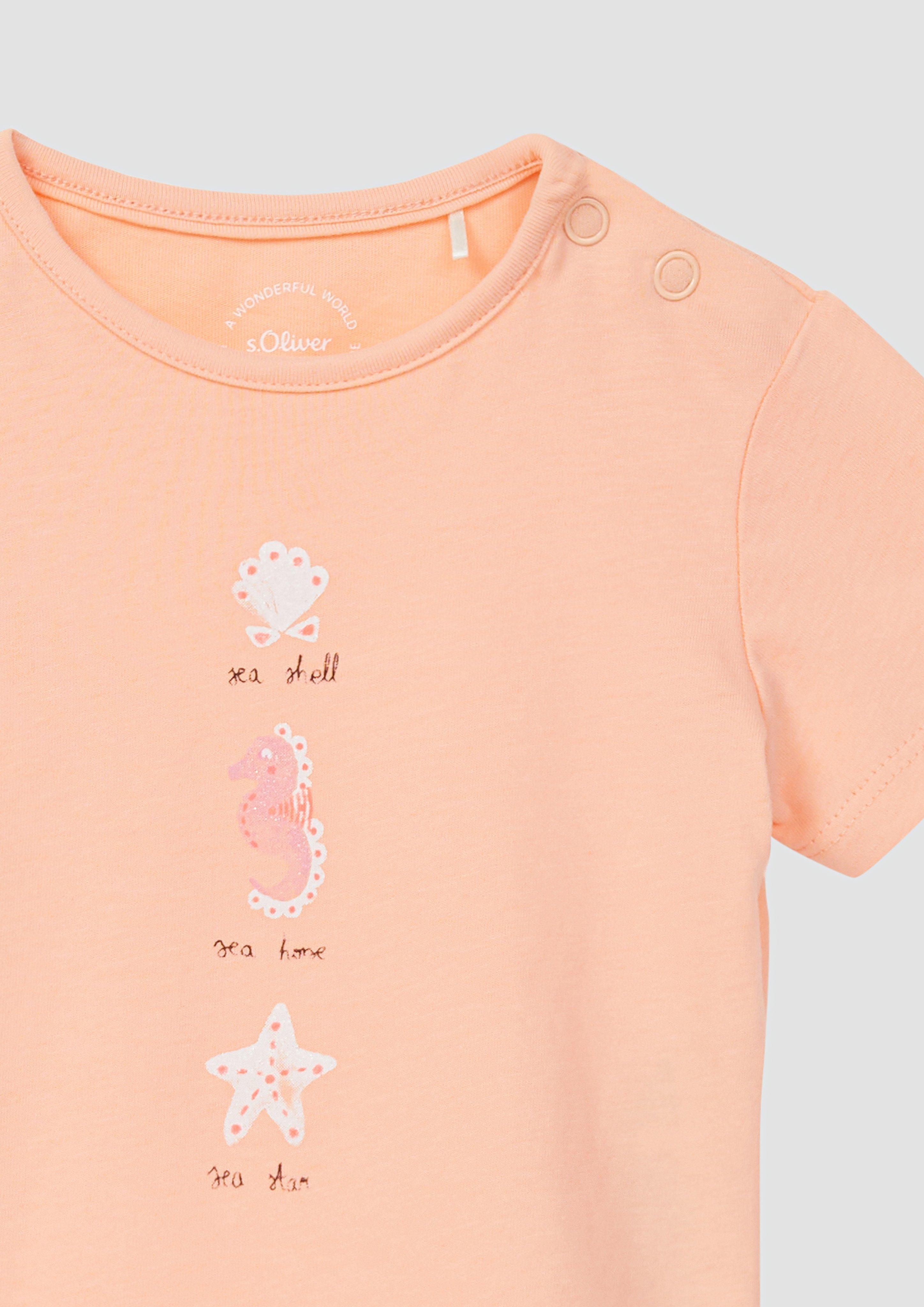 T-shirt in 2016 & 0100