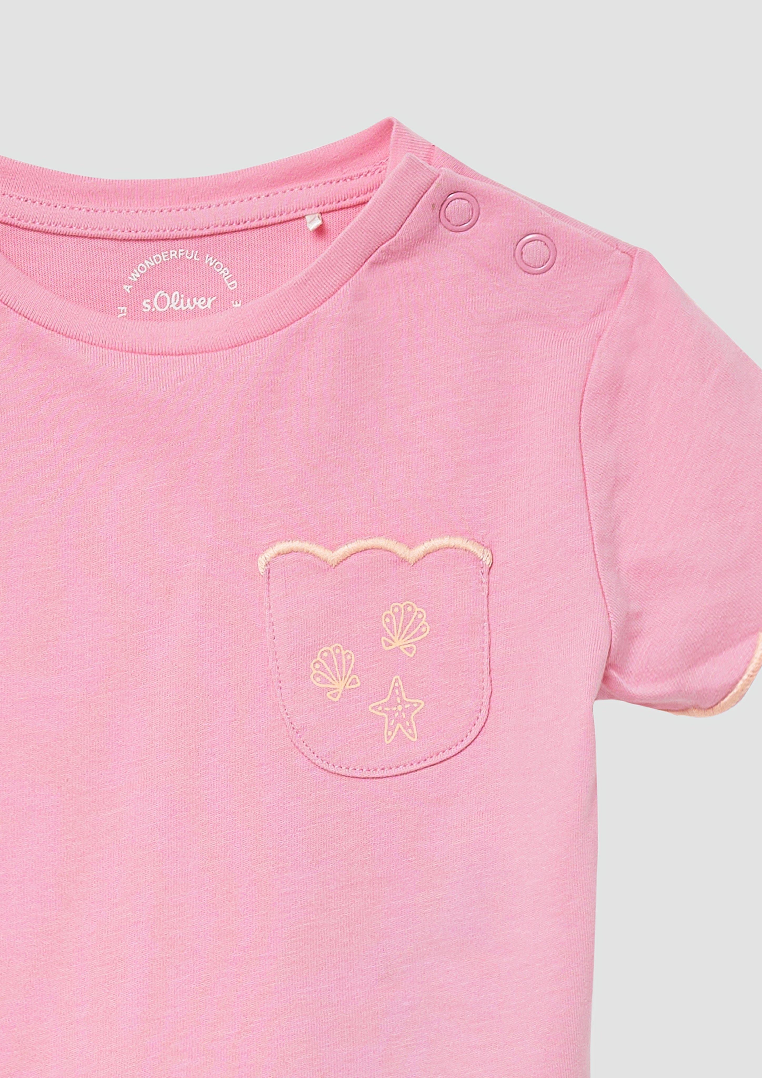 T-shirt in 4404 & 0100