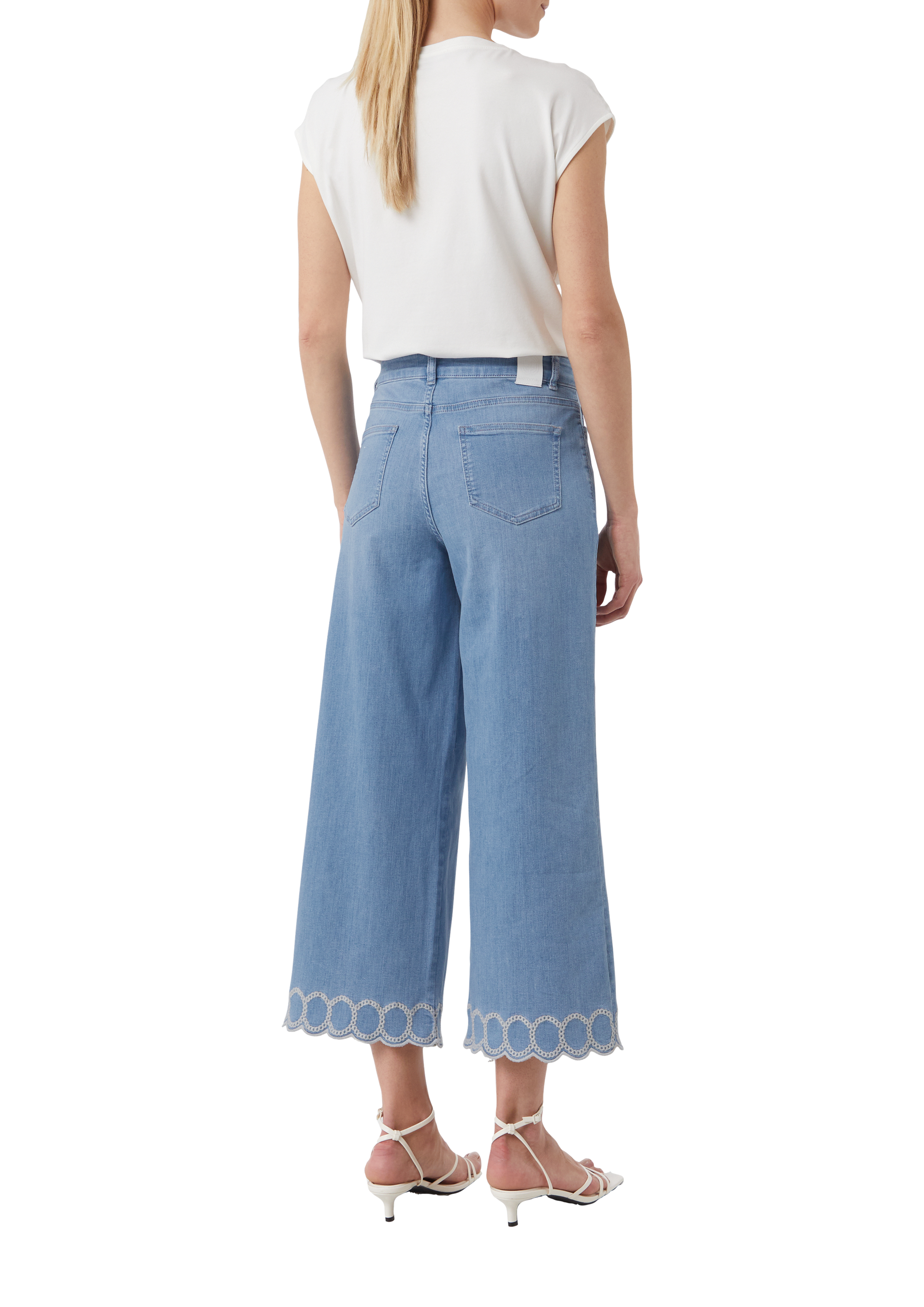 Denim culottes in a loose fit with embroidery at the hem