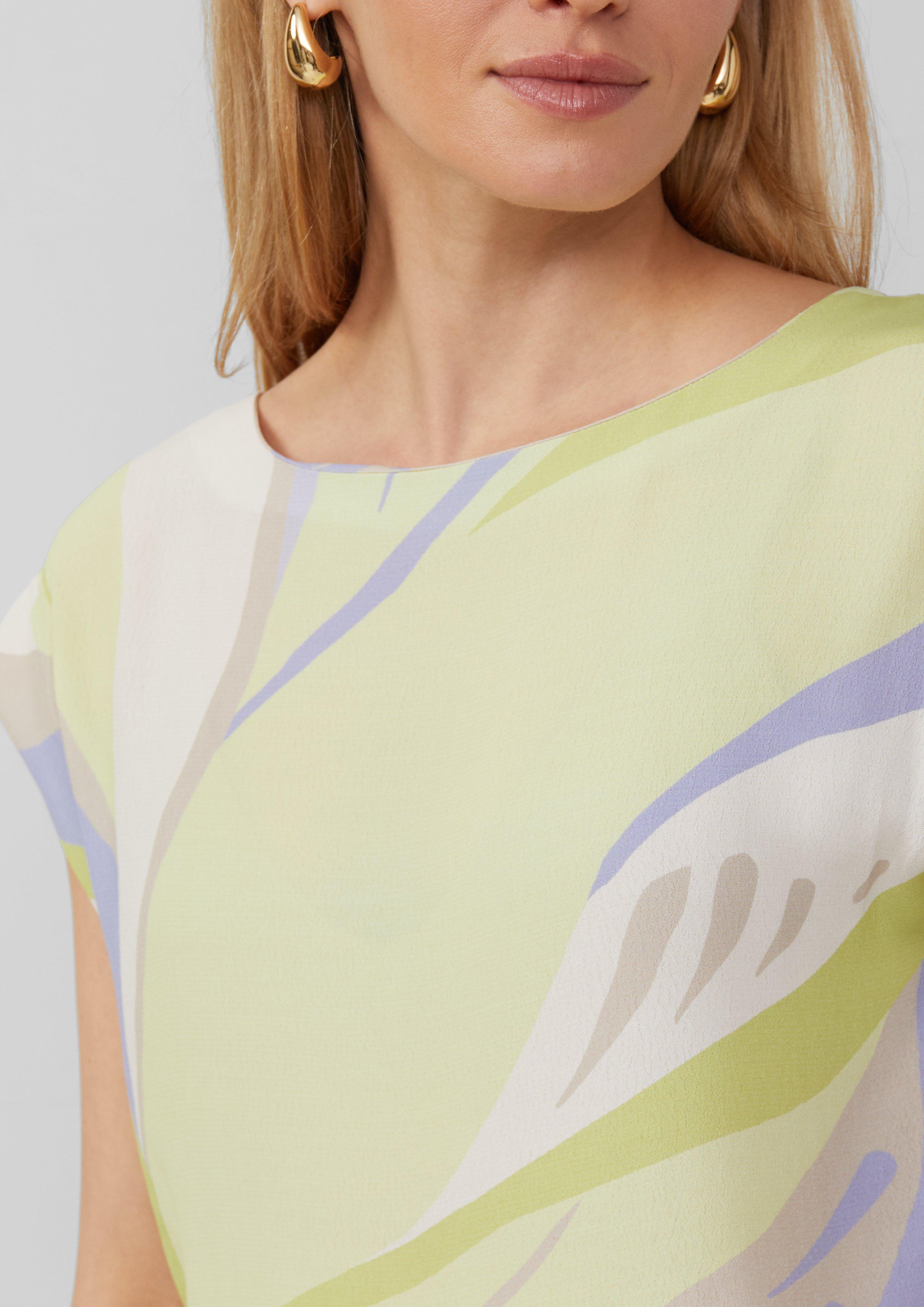 T-Shirt in 02D4 & 80A1