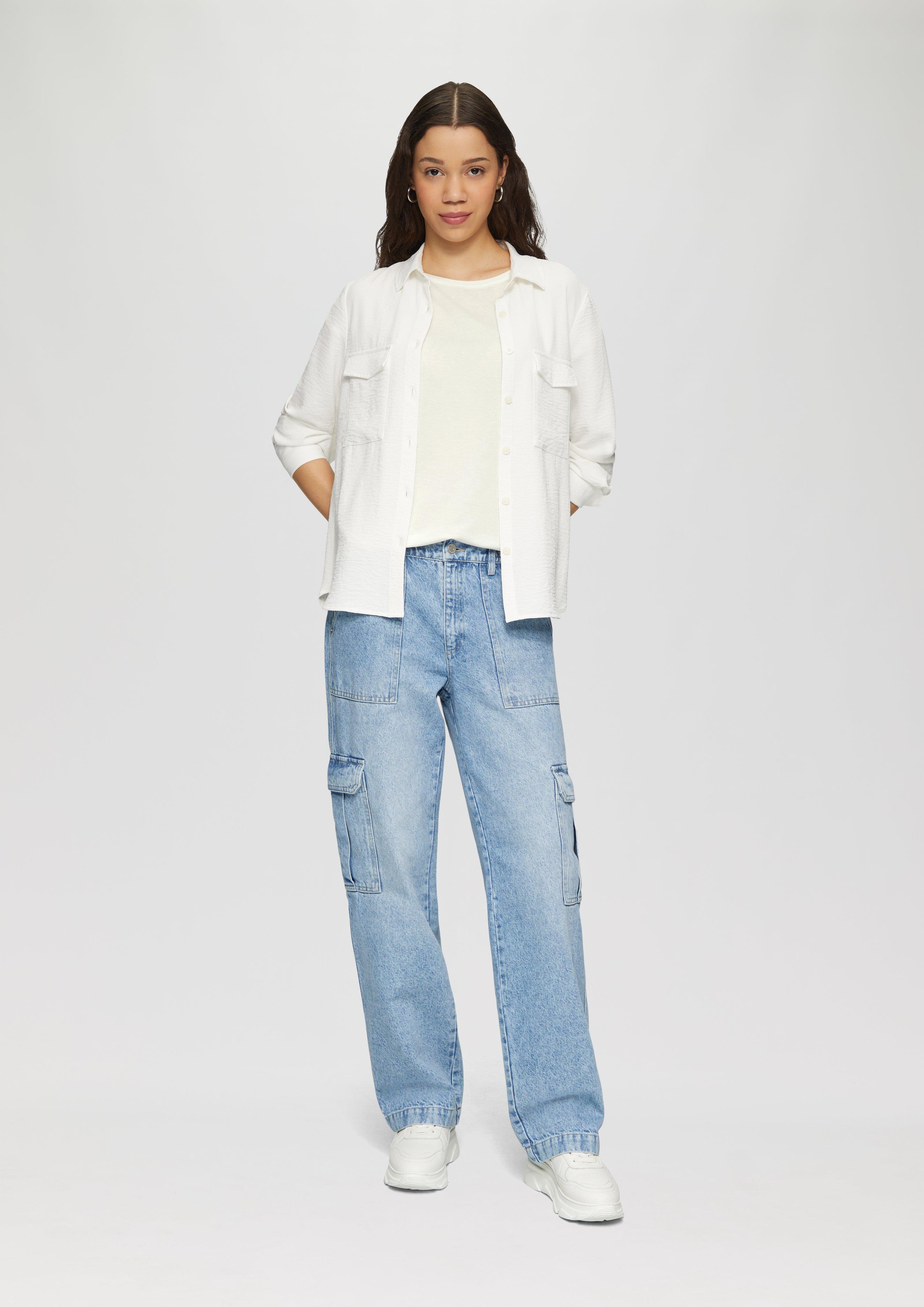 T-shirt in 0200, 50G0, 99G0, 9999, 7854, 02G0, 7217, 3455, 9400, 3900, 6215 & 5832