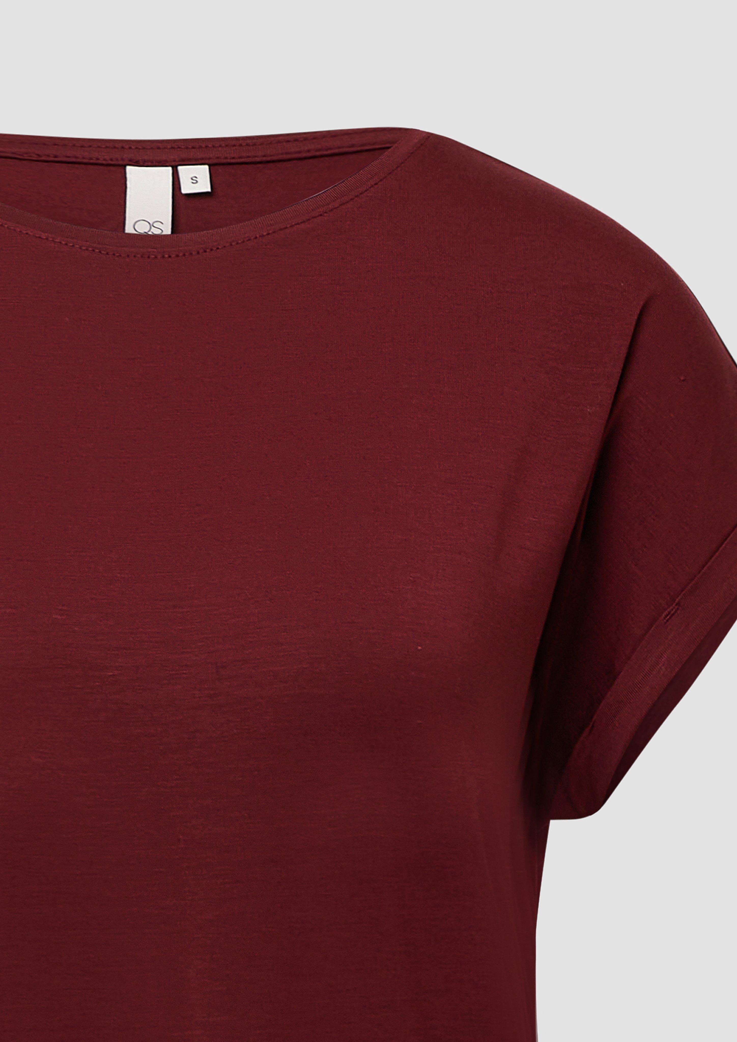 T-shirt in 3900, 50G0, 99G0, 9999, 7854, 02G0, 7217, 3455, 9400, 0200, 6215 & 5832