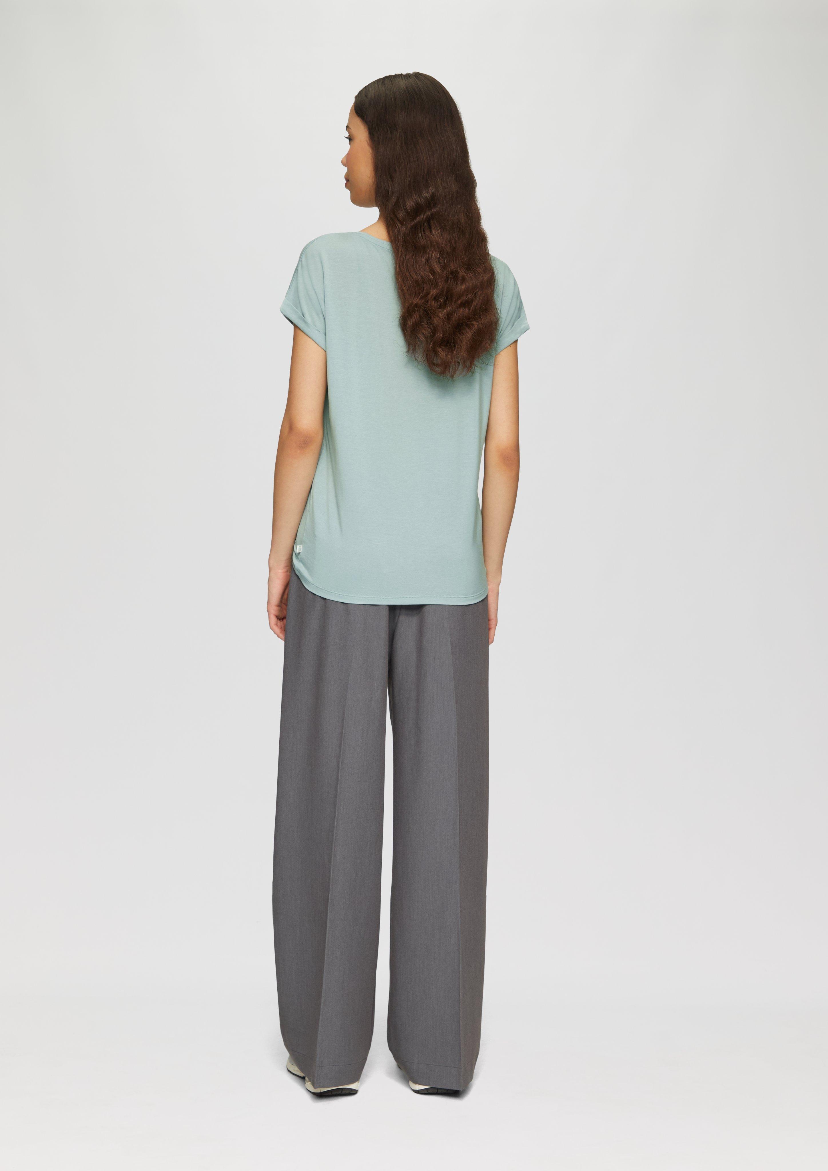 T-shirt in 7217, 50G0, 99G0, 9999, 7854, 02G0, 3455, 9400, 0200, 3900, 6215 & 5832