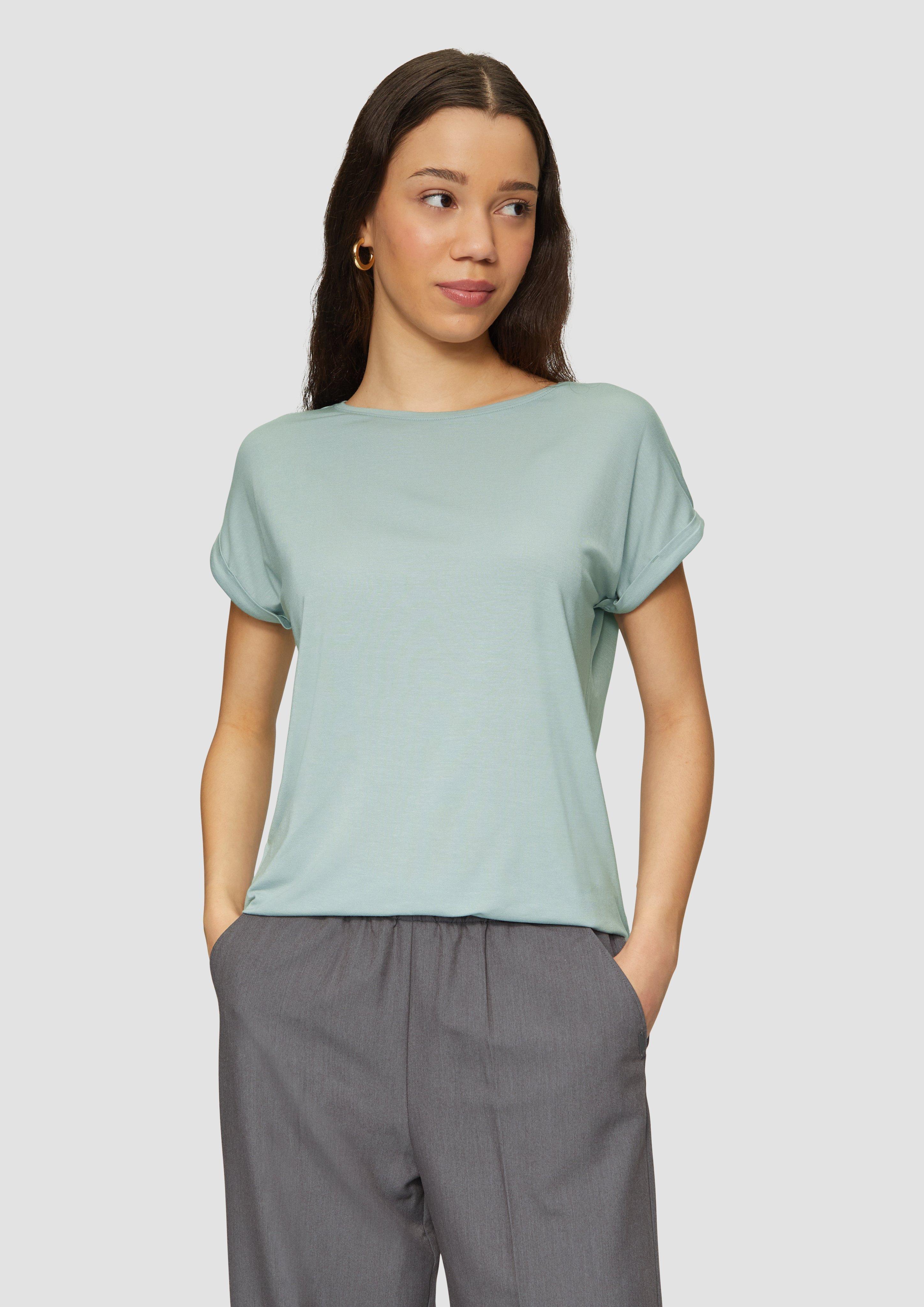 T-shirt in 7217, 50G0, 99G0, 9999, 7854, 02G0, 3455, 9400, 0200, 3900, 6215 & 5832