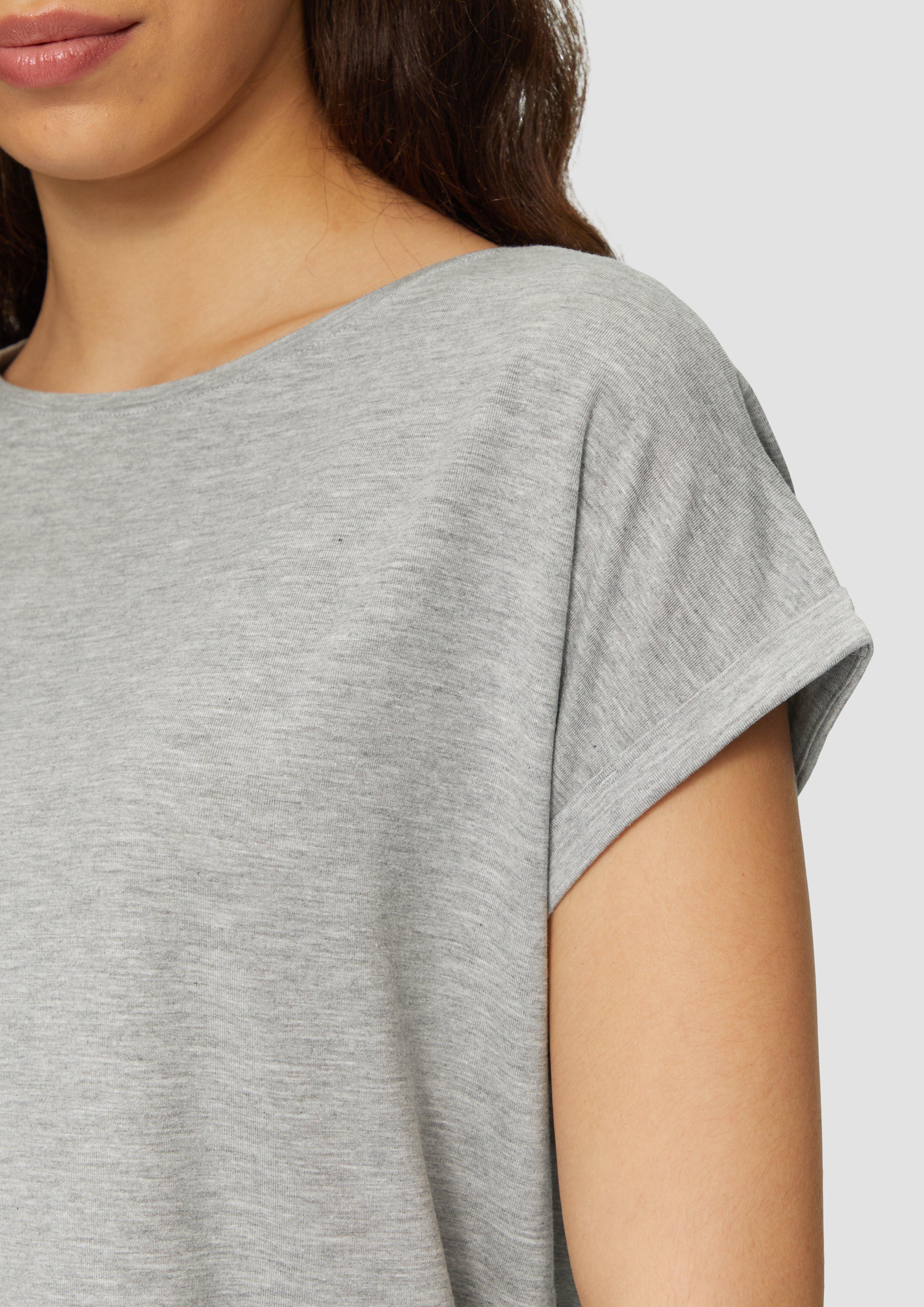 T-Shirt in 9400, 50G0, 99G0, 9999, 7854, 02G0, 7217, 3455, 0200, 3900, 6215 & 5832