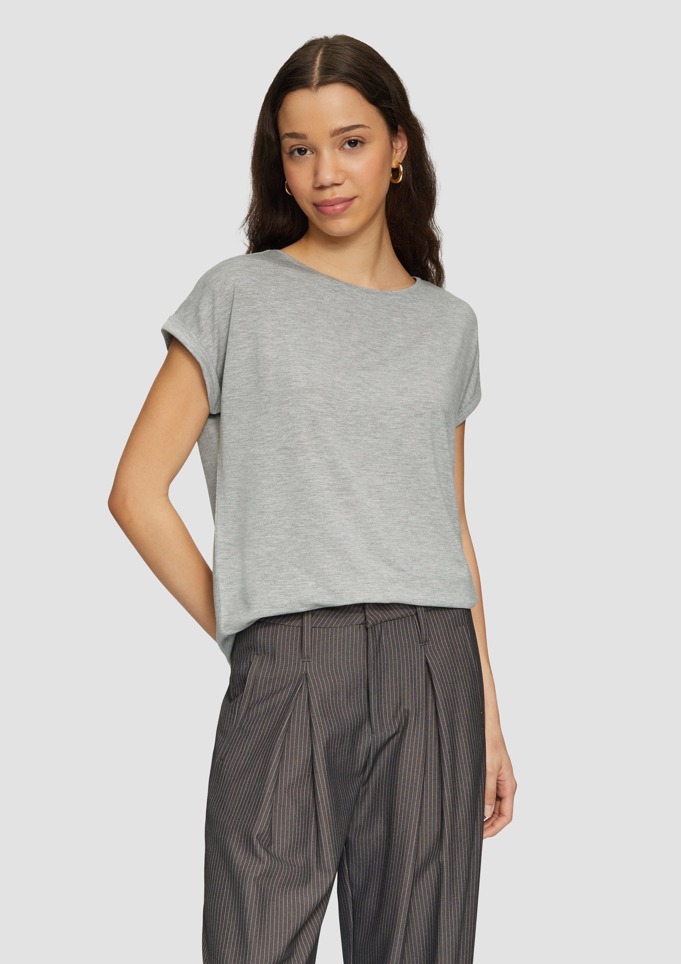 T-Shirt in 9400, 50G0, 99G0, 9999, 7854, 02G0, 7217, 3455, 0200, 3900, 6215 & 5832