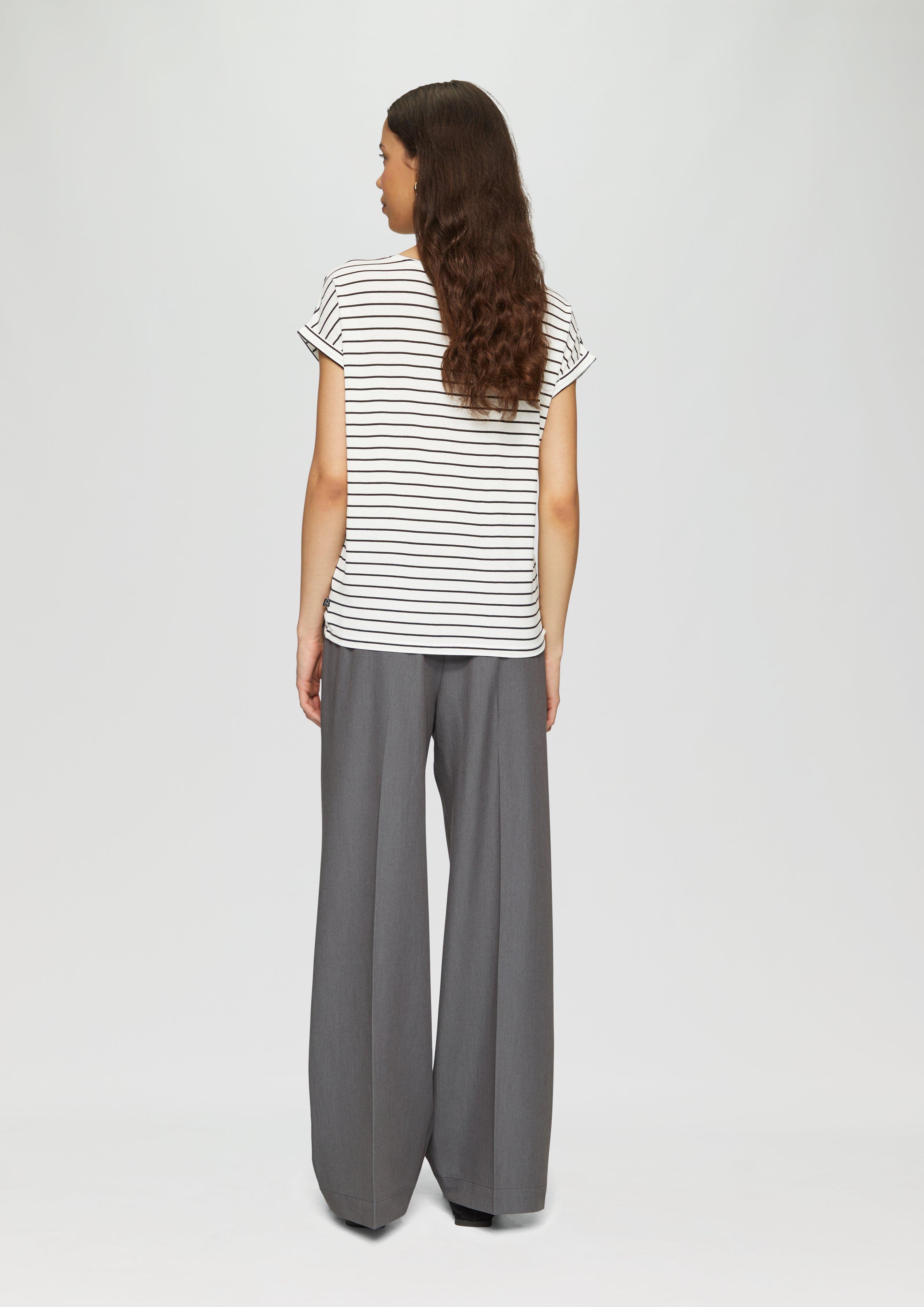 T-Shirt in 99G0, 50G0, 9999, 7854, 02G0, 7217, 3455, 9400, 0200, 3900, 6215 & 5832