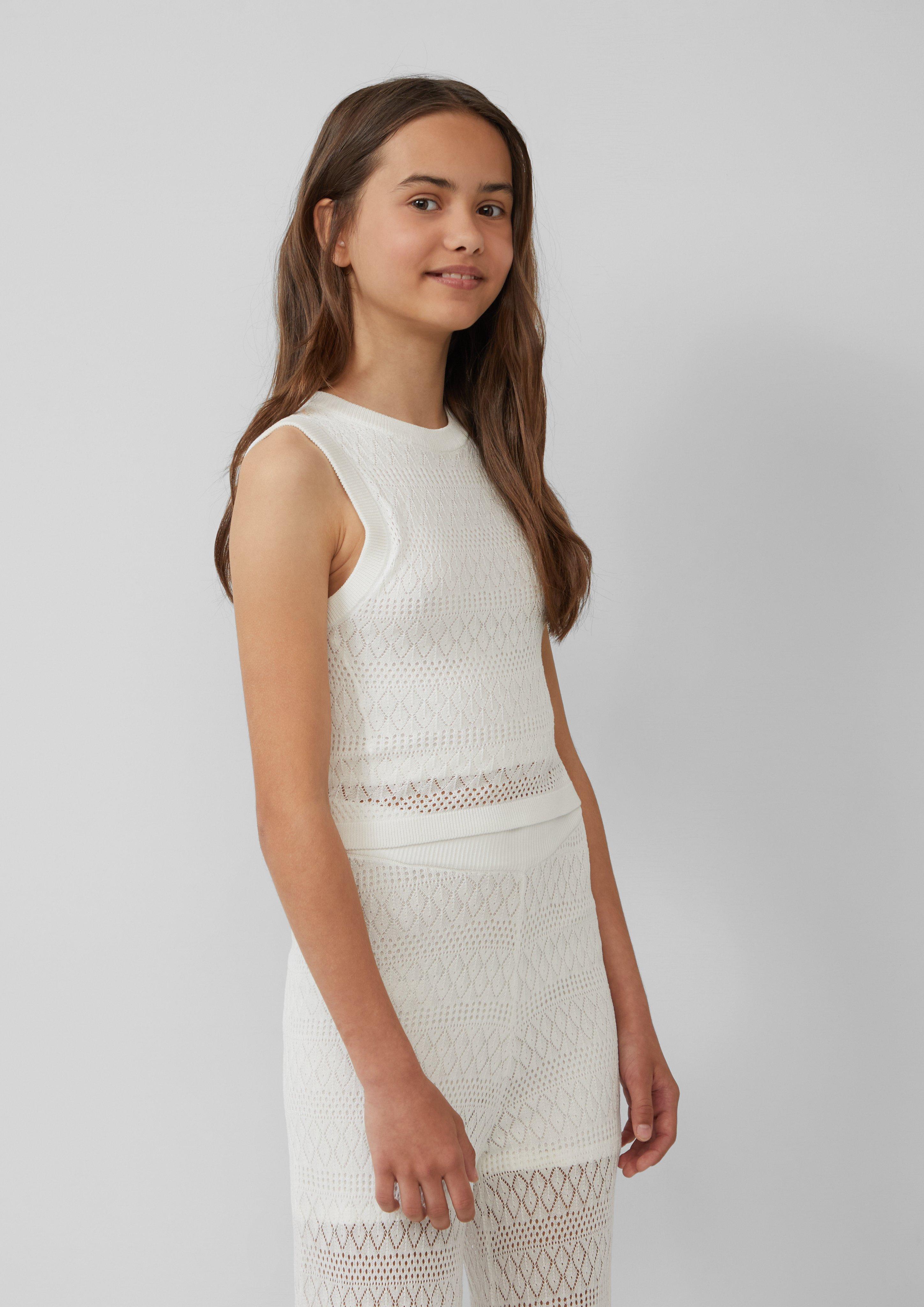 Chiffon Sleeveless Openwork Lace Tops Chiffon Sleeveless Openwork Lace Tops