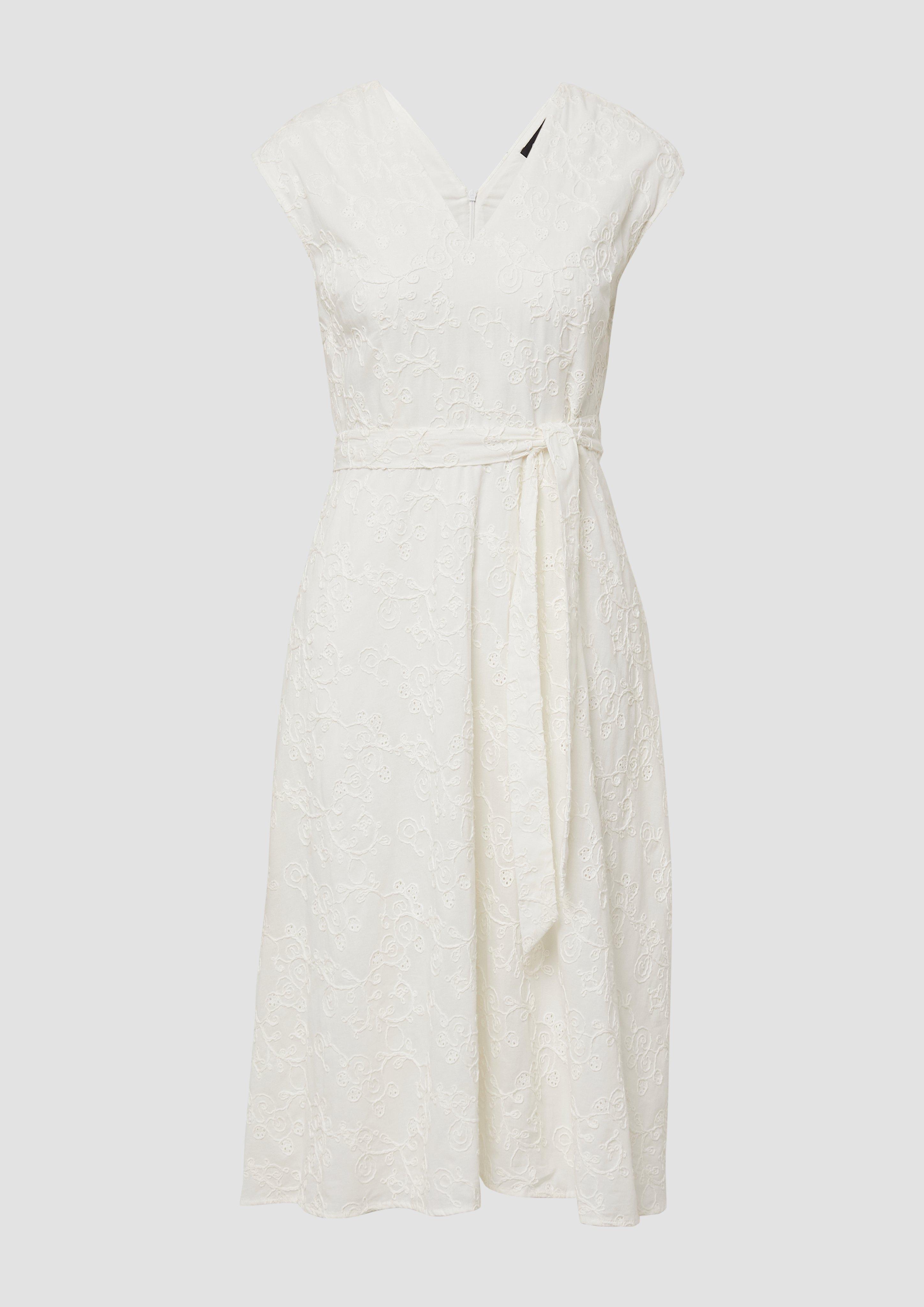 s.Oliver - Baumwollkleid mit Stickereien und V-Ausschnitt, Damen, creme