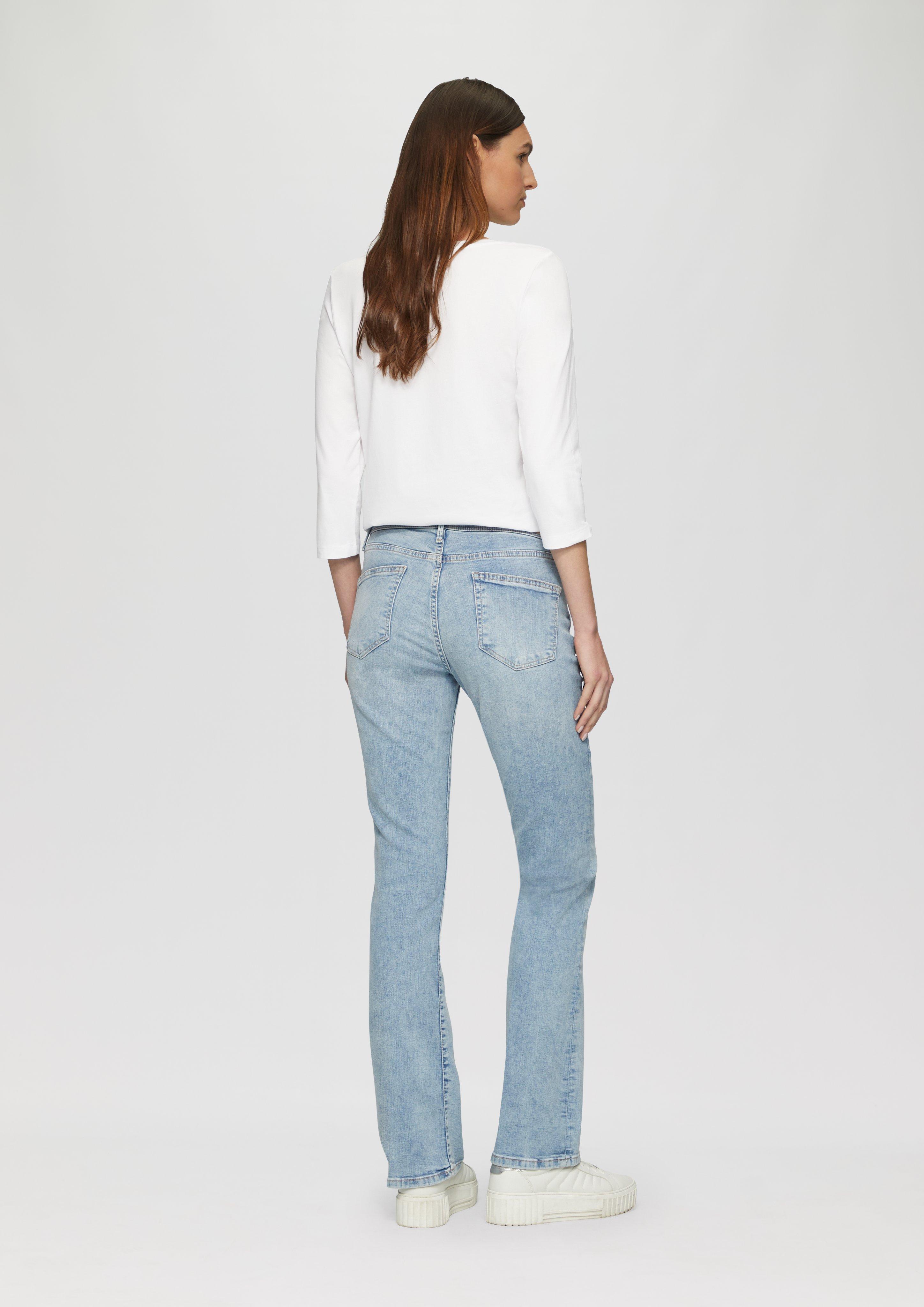 T-shirt in 0100, 9999, 6505, 5959 & 5513