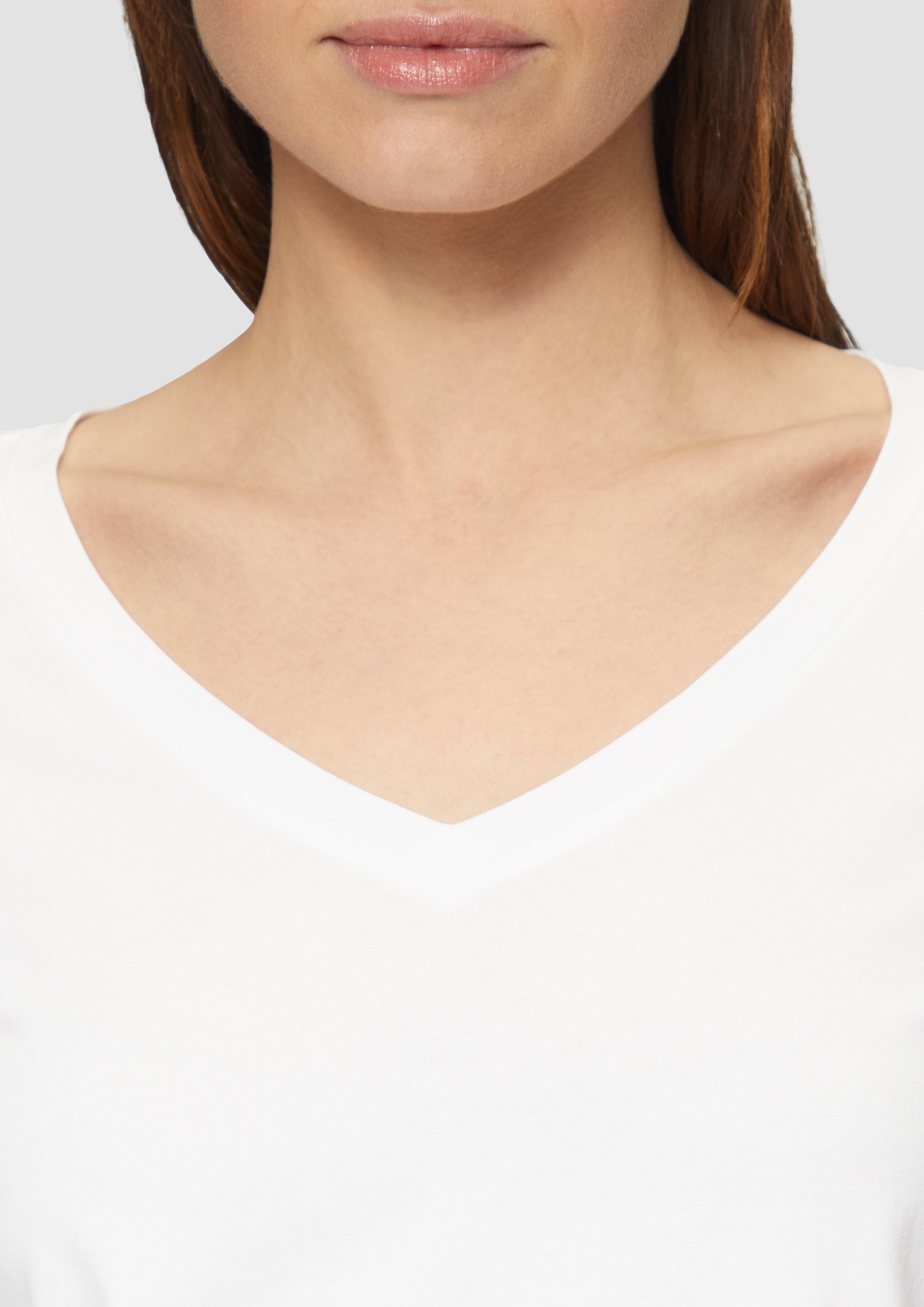 T-shirt in 0100, 9999, 6505, 5959 & 5513