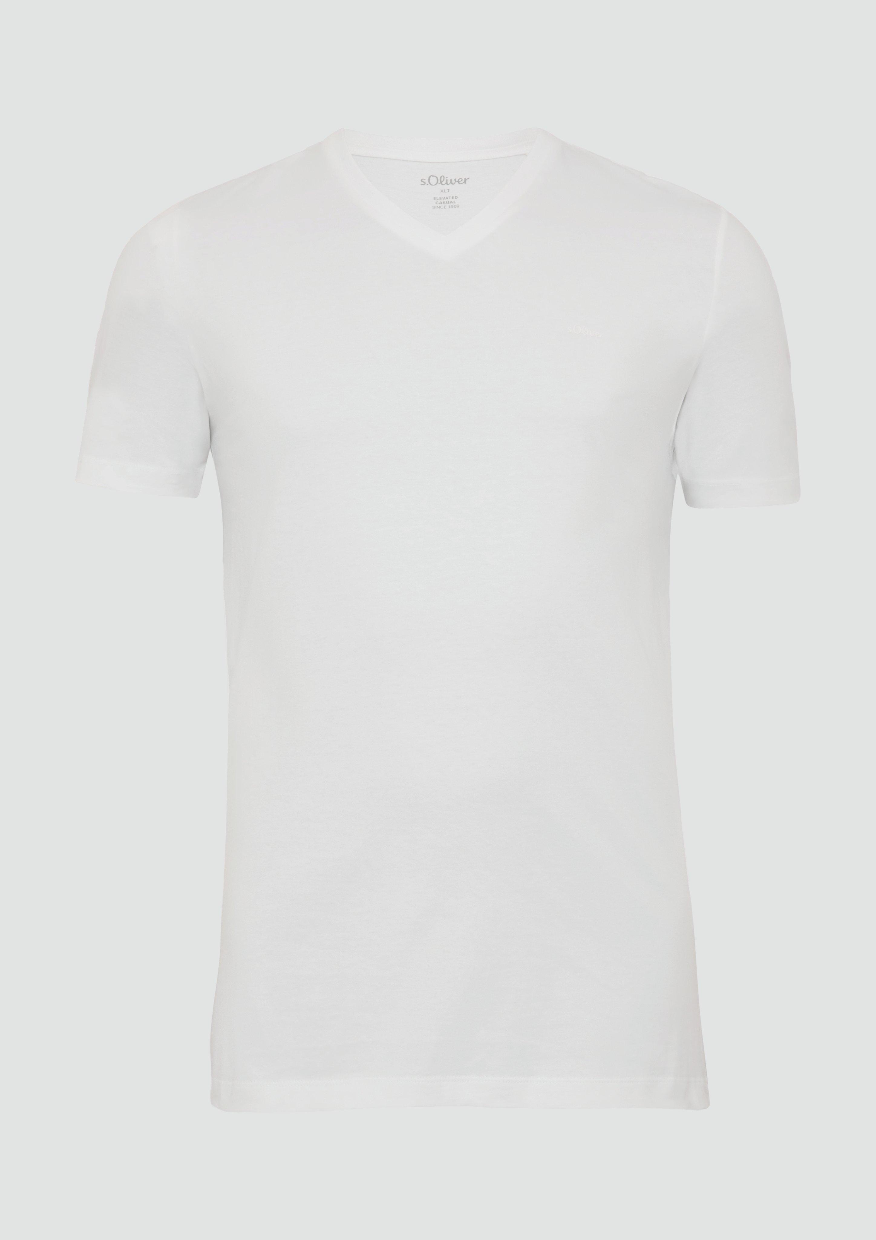 s.Oliver - T-Shirt mit V-Ausschnitt und dezentem Logo, Herren, weiß