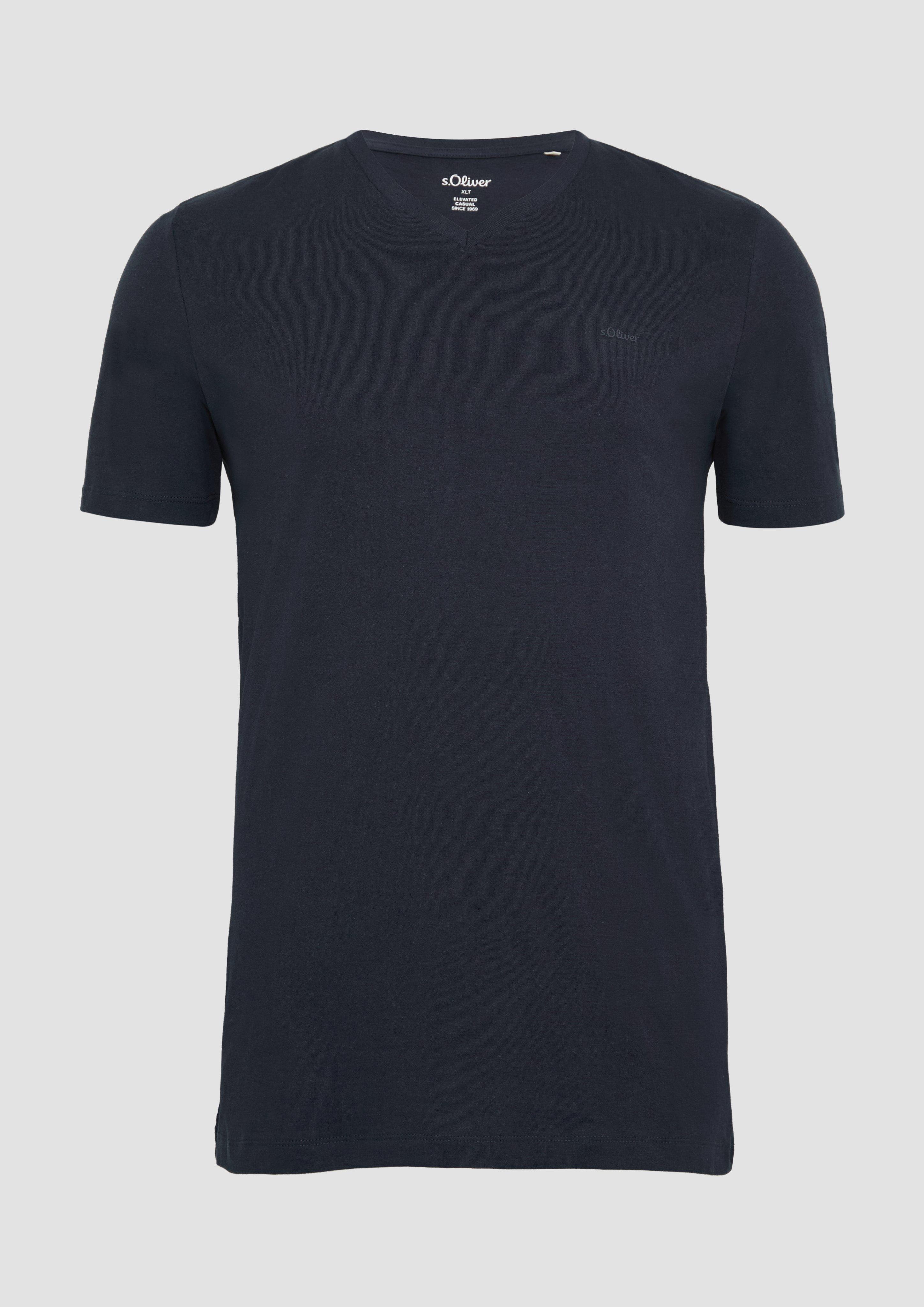 s.Oliver - T-Shirt mit V-Ausschnitt und dezentem Logo, Herren, blau