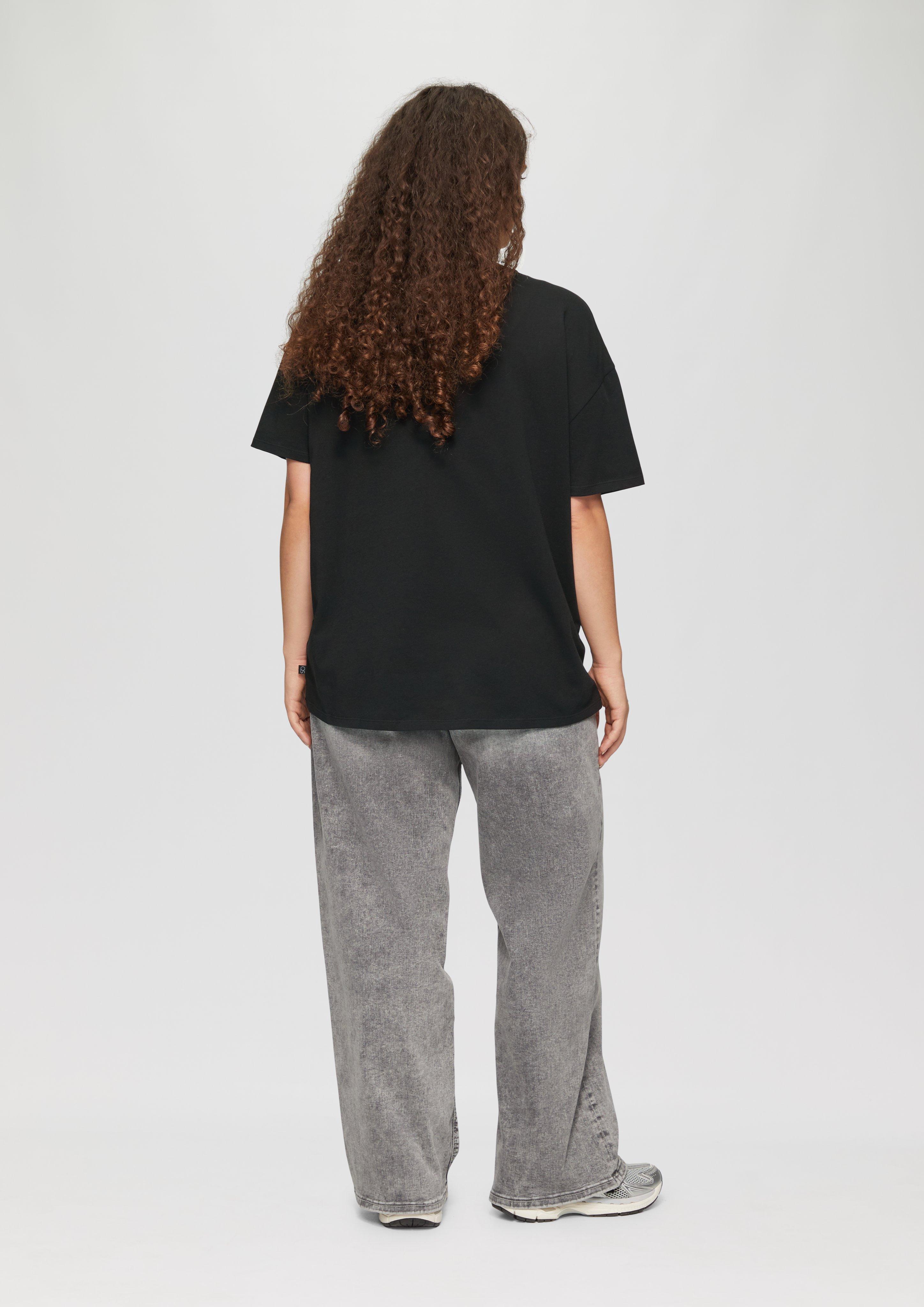 T-Shirt in 99D1, 02D0 & 65D1