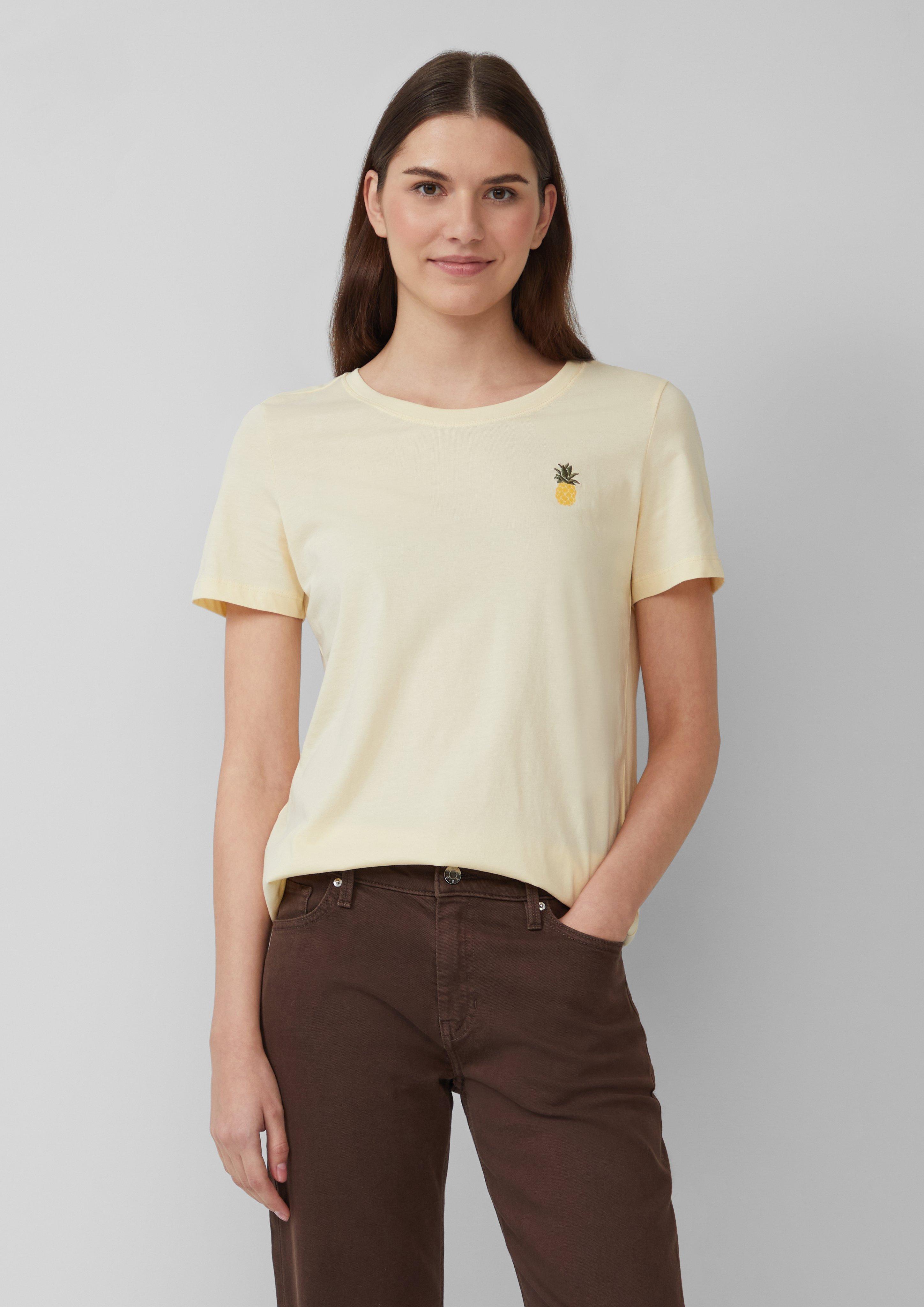 T-Shirt in 11D2, 01D7, 01D4, 50D3, 13D0, 99D5, 35D1, 88D4 & 99D7