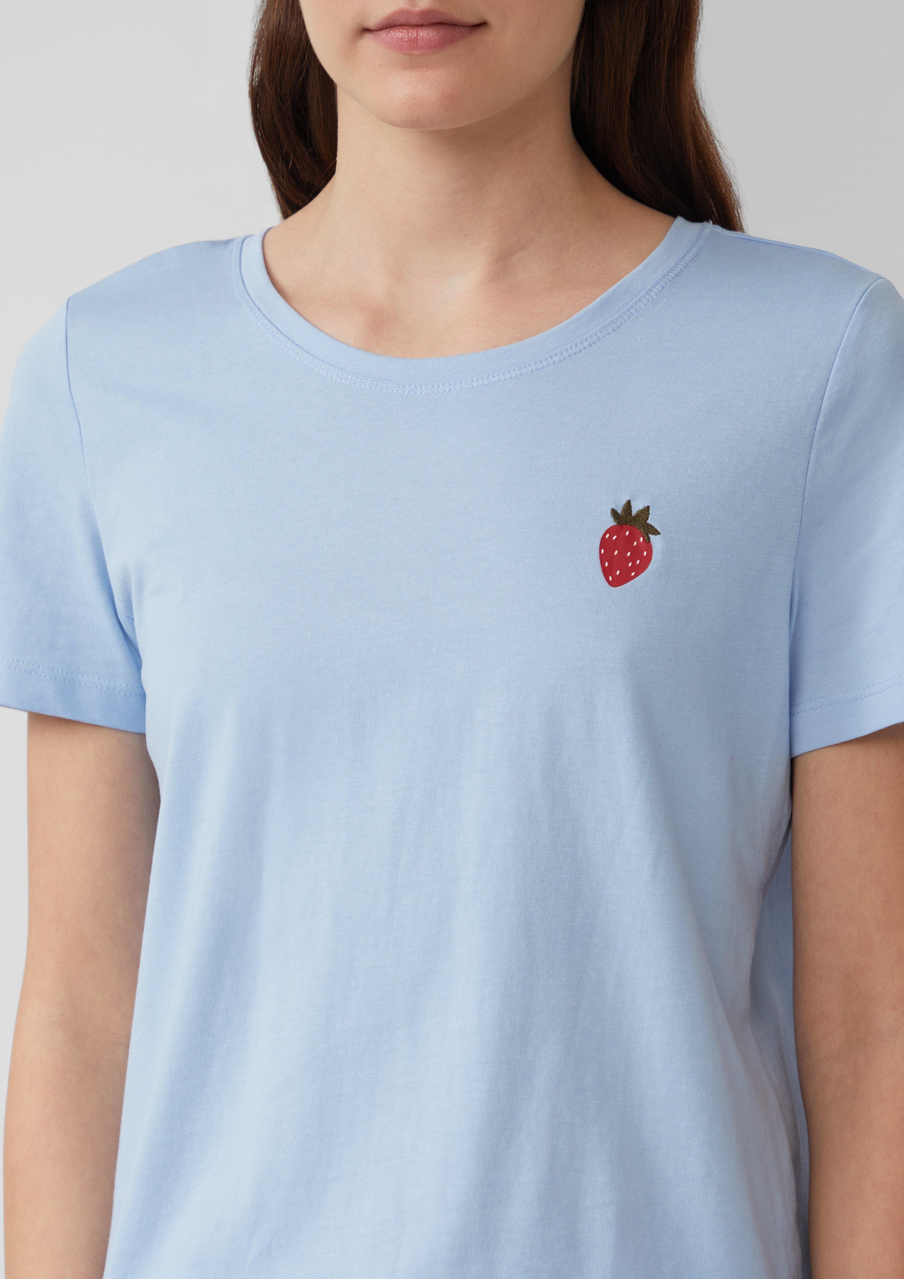 T-shirt in 50D3, 01D7, 01D4, 13D0, 11D2, 99D5, 35D1, 88D4 & 99D7