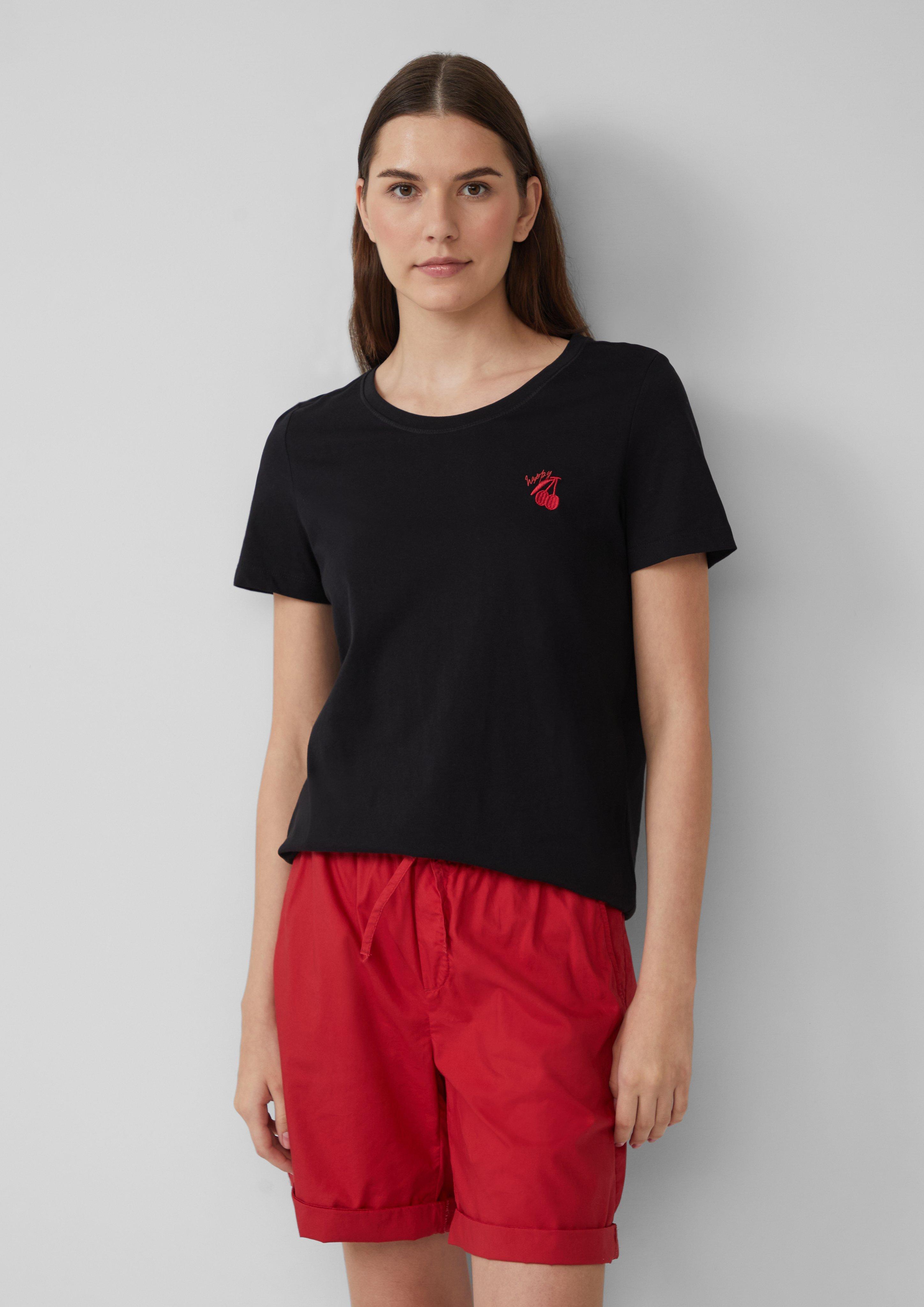 T-Shirt in 99D7, 01D7, 01D4, 50D3, 13D0, 11D2, 99D5, 35D1 & 88D4