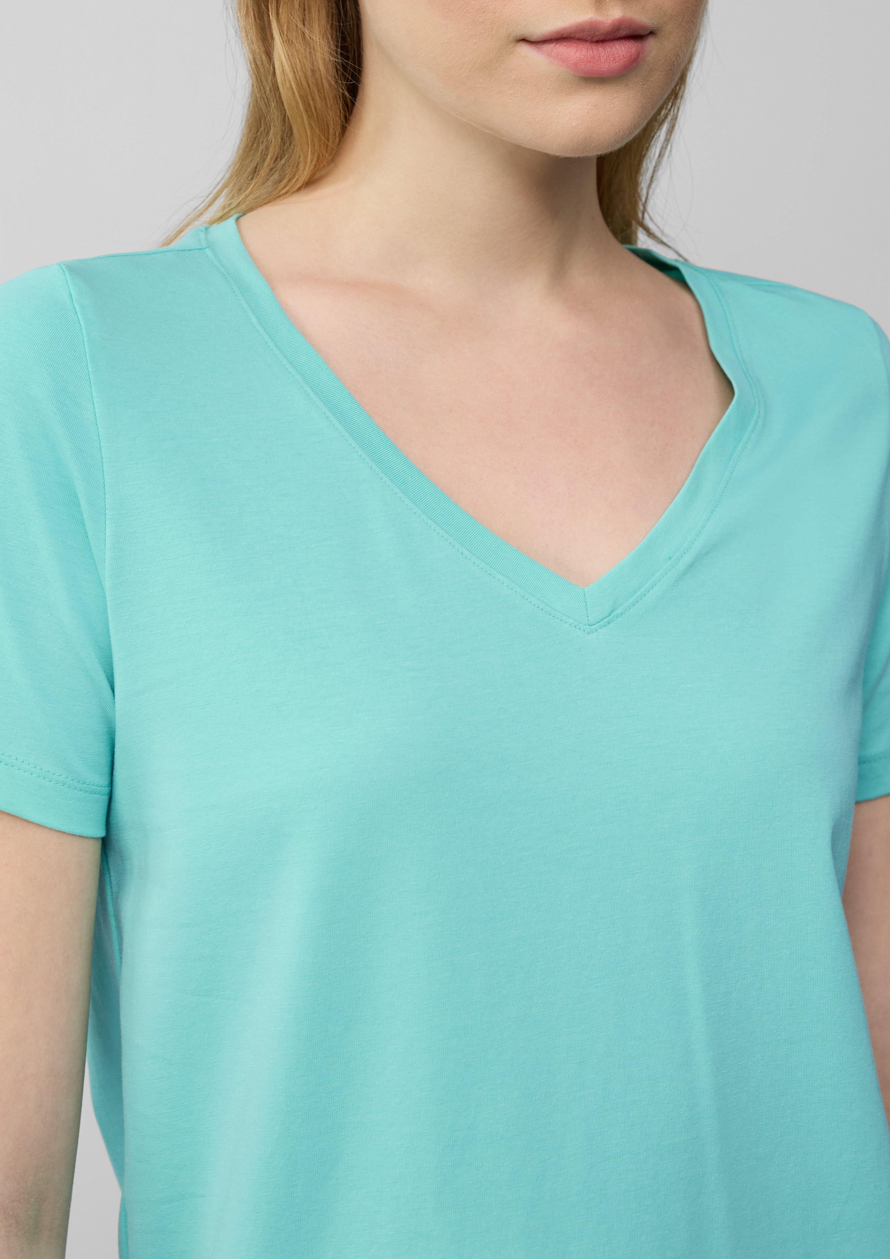 T-Shirt in 6099 & 0750