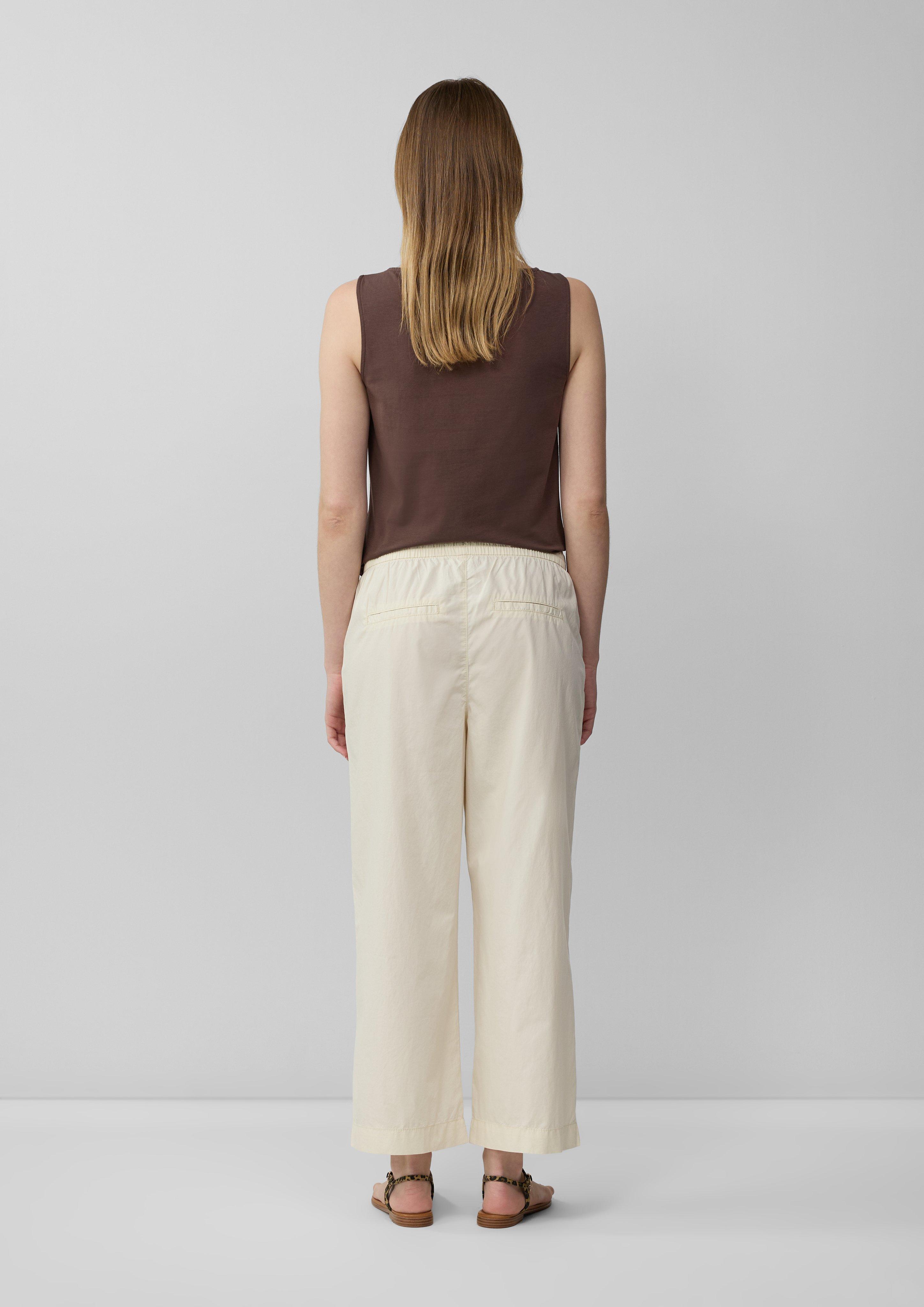 T-shirt in 8828 & 0100