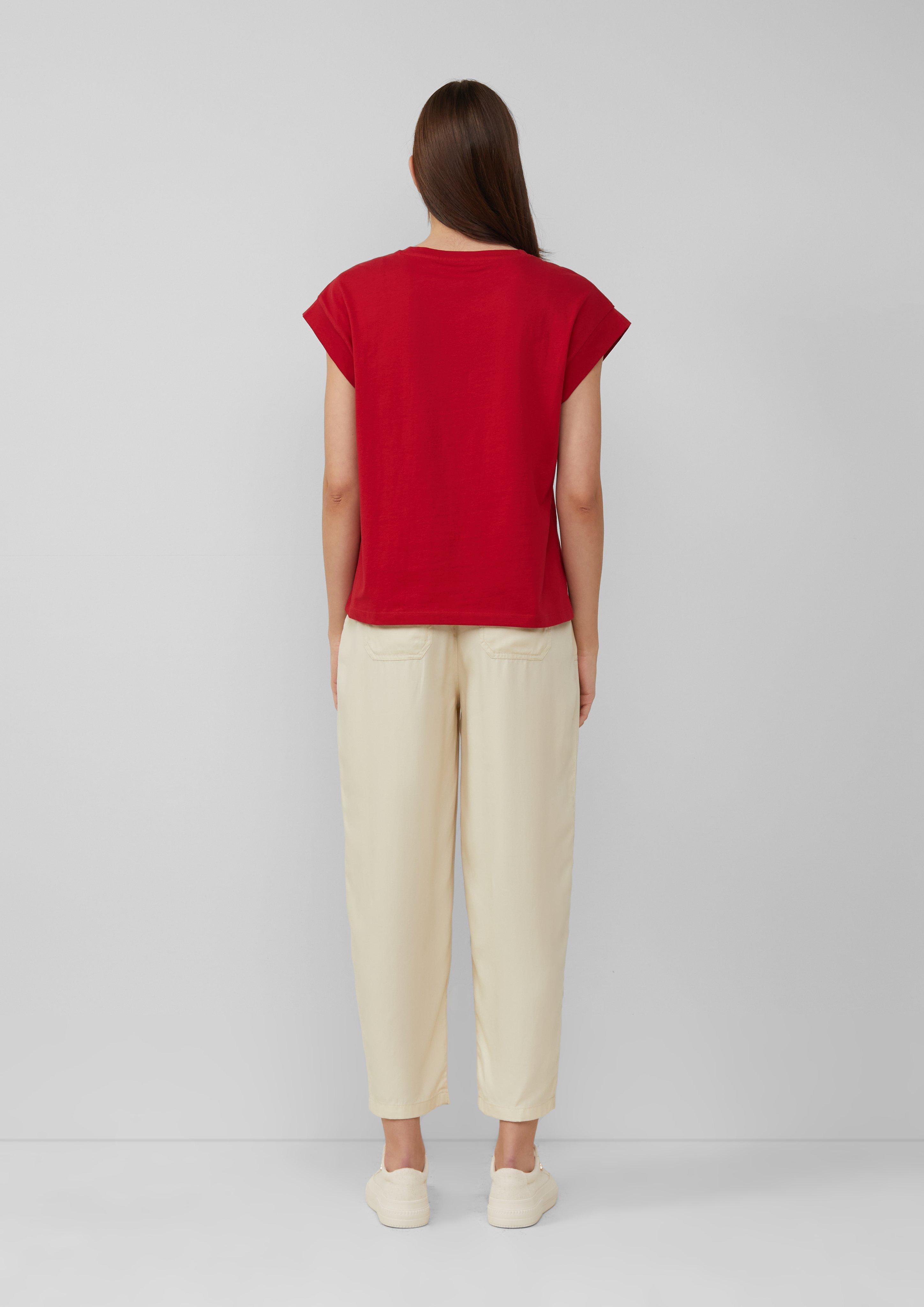 T-shirt in 35D1, 01D1, 01D0, 99D1 & 50D0