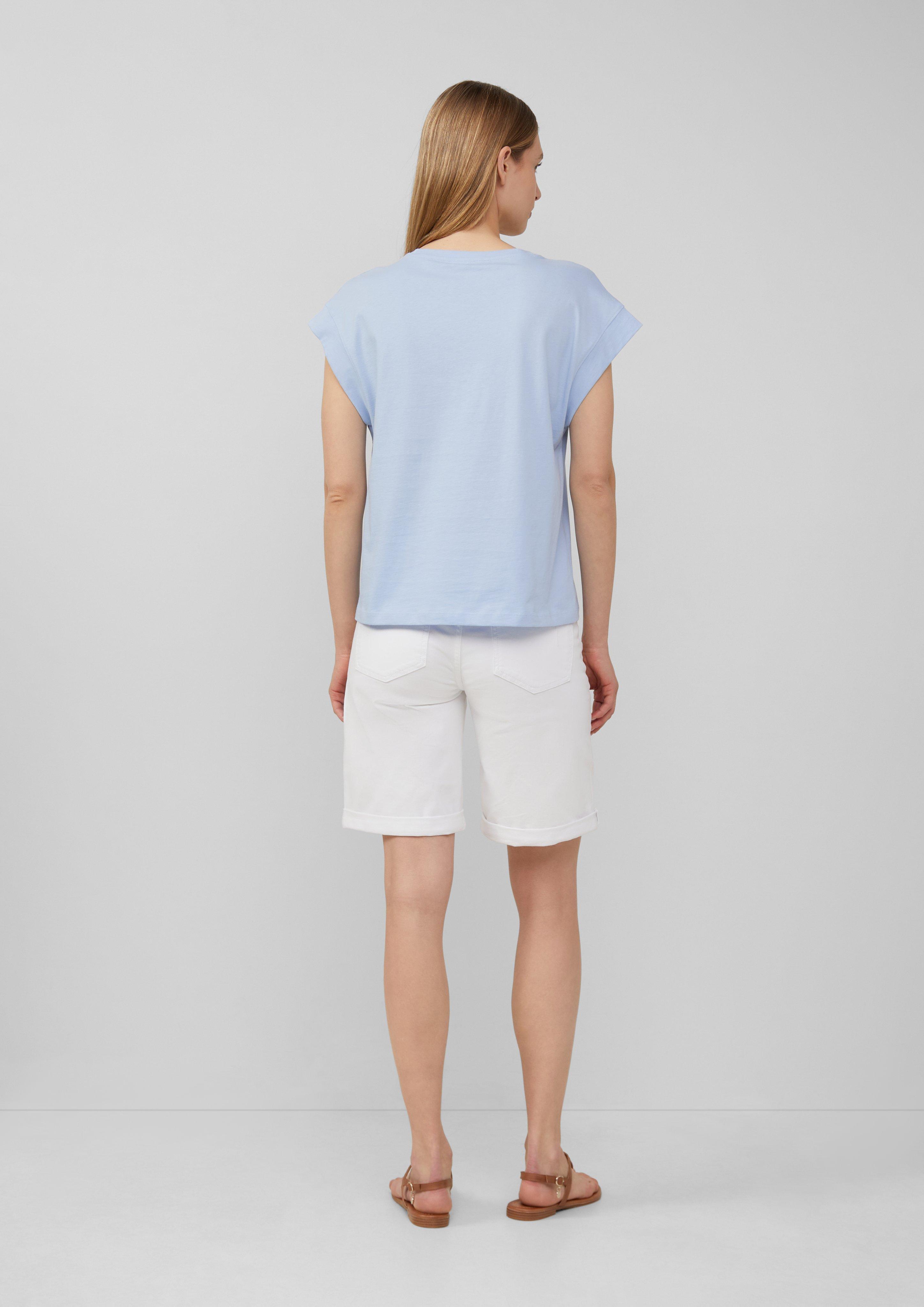 T-shirt in 50D0, 01D1, 35D1, 01D0 & 99D1