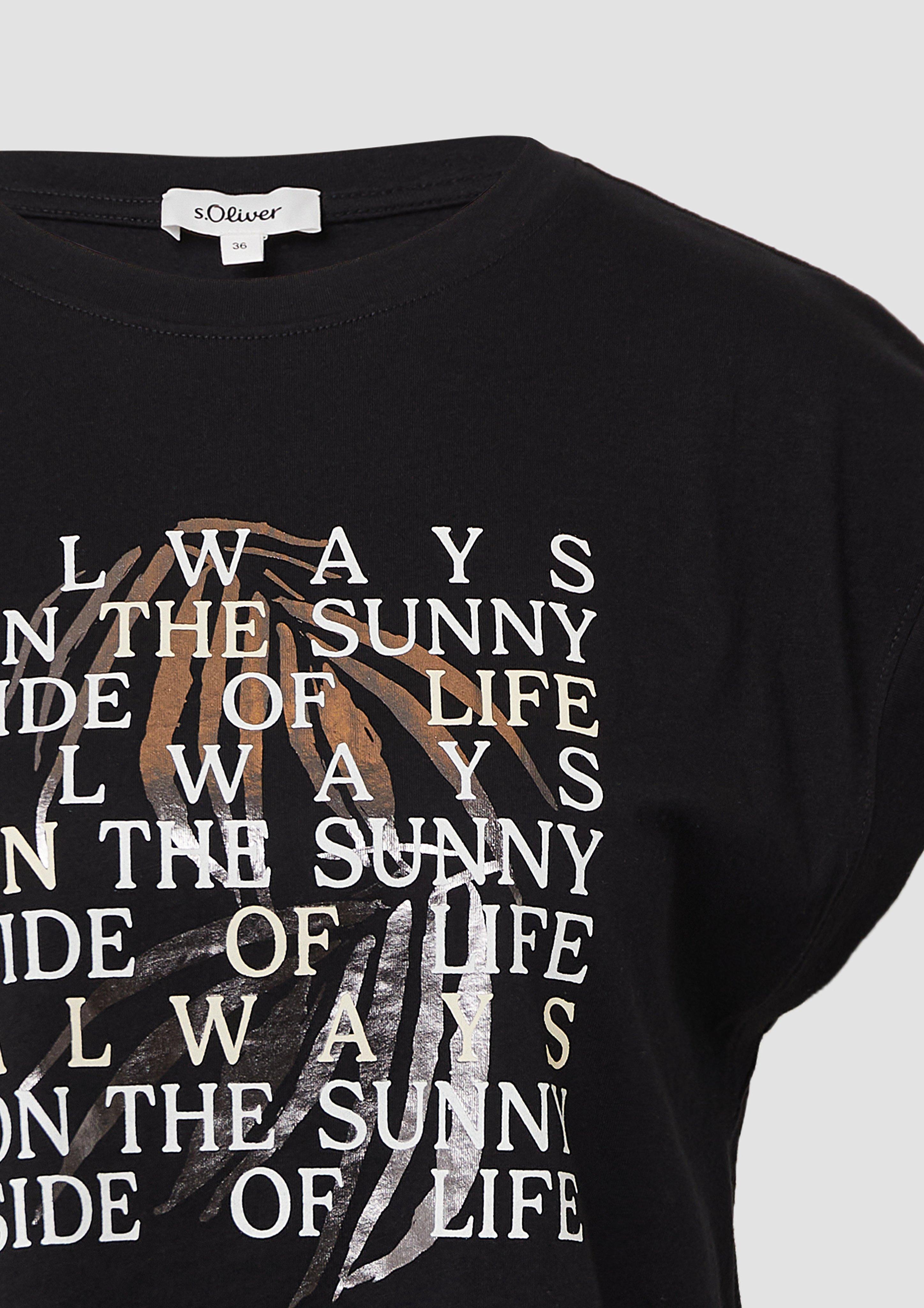 T-shirt in 99D1, 01D1, 35D1, 01D0 & 50D0