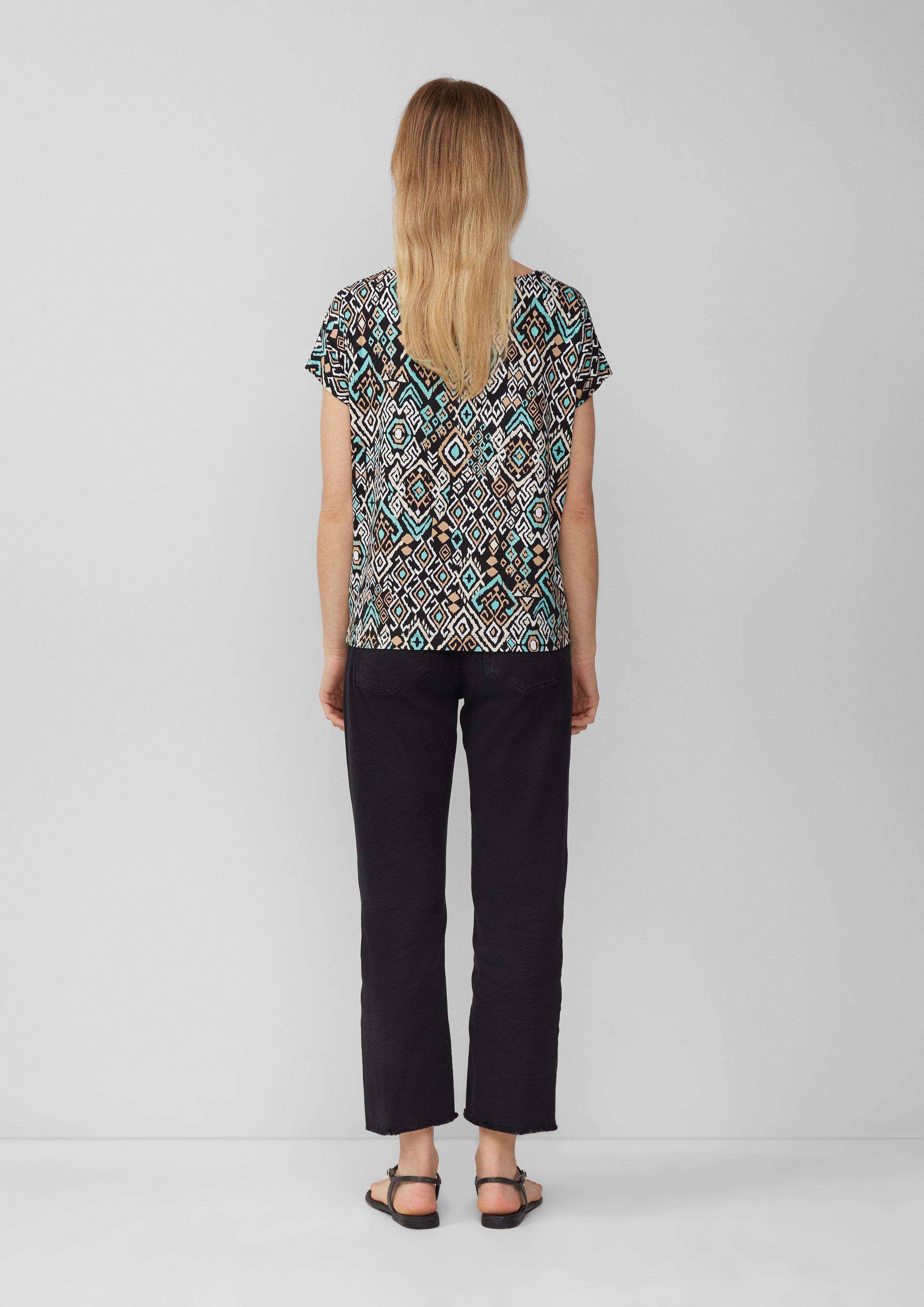 T-Shirt in 99A2, 99B0 & 35B0