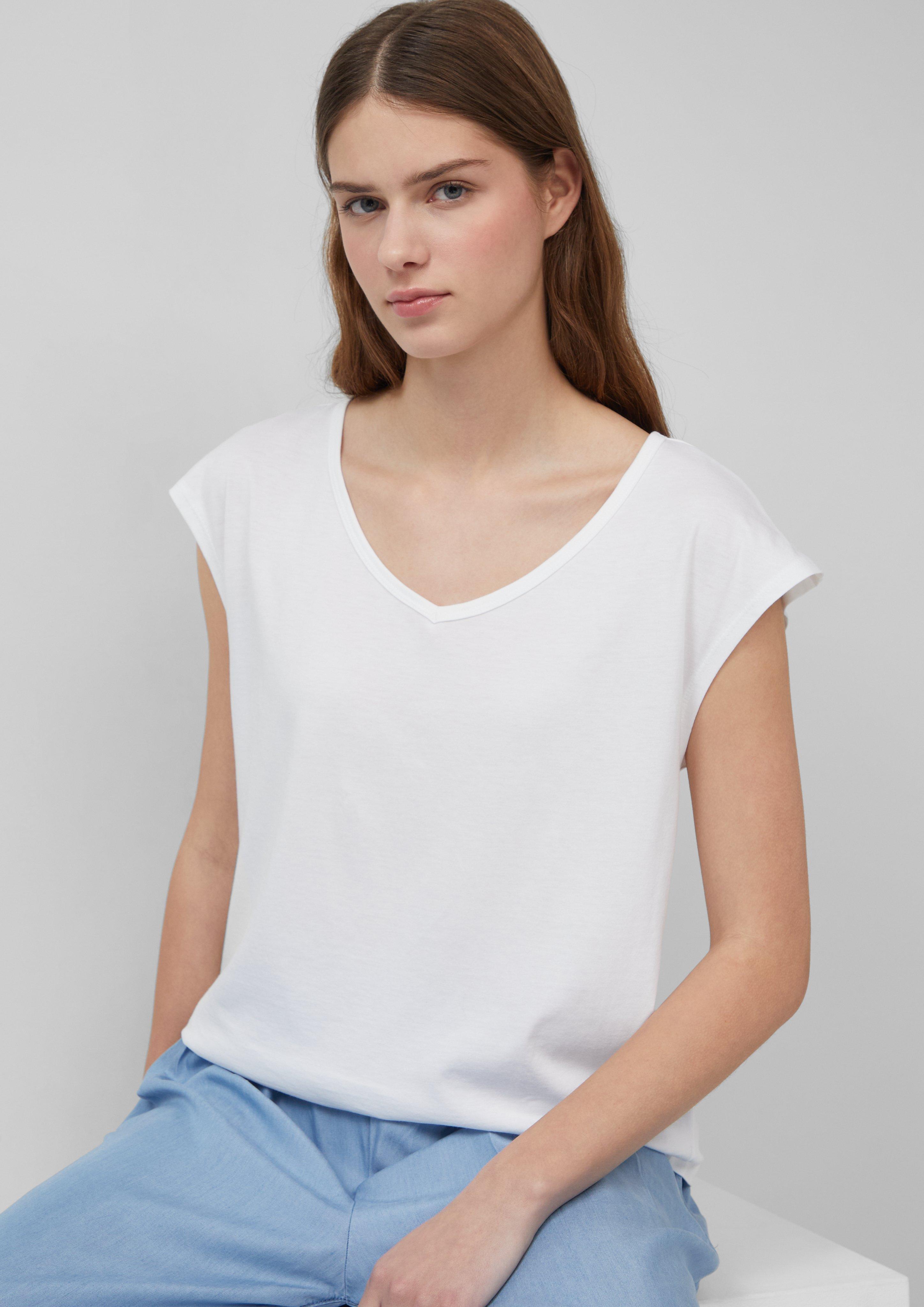 T-shirt in 0100, 6099, 99B0, 35B0, 3533, 9999 & 99A2