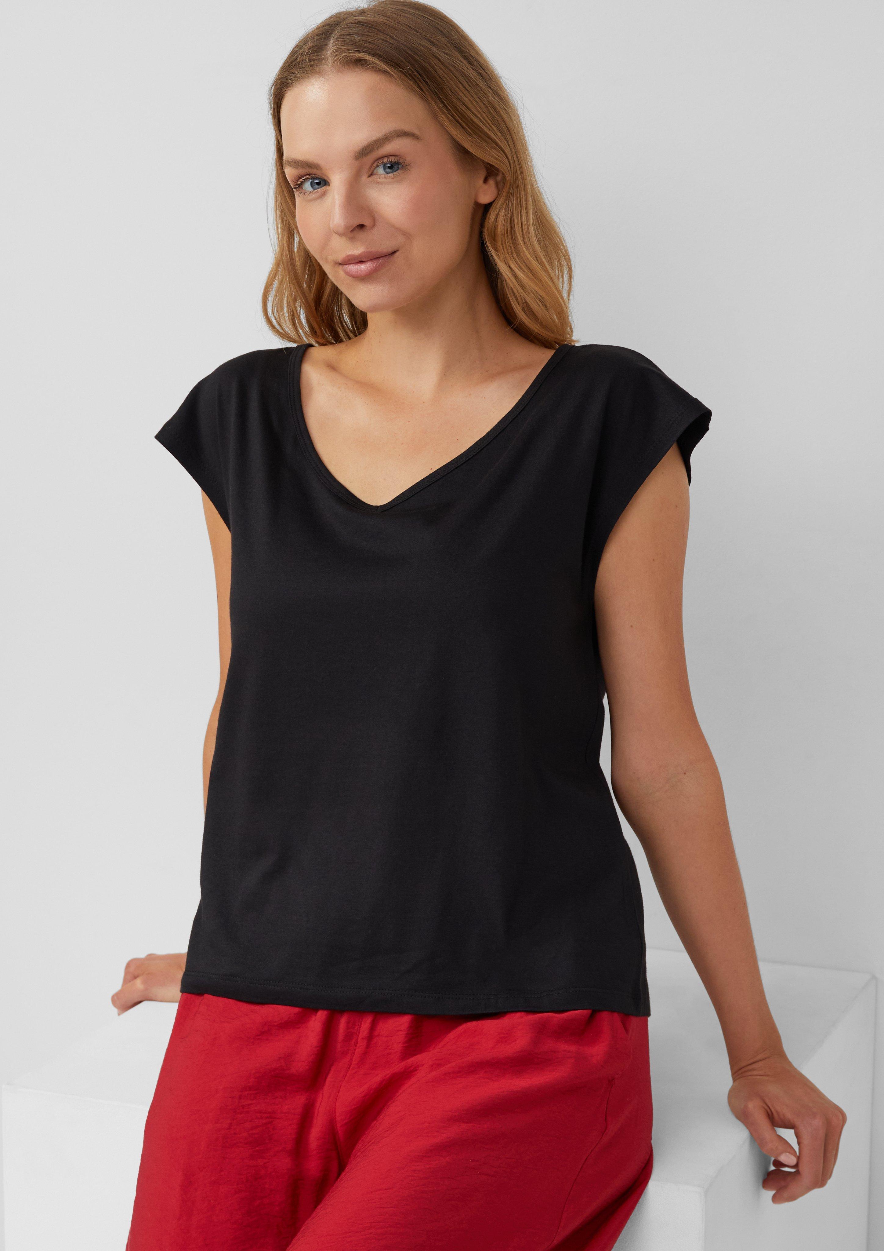 T-Shirt in 9999, 6099, 99B0, 35B0, 0100, 3533 & 99A2