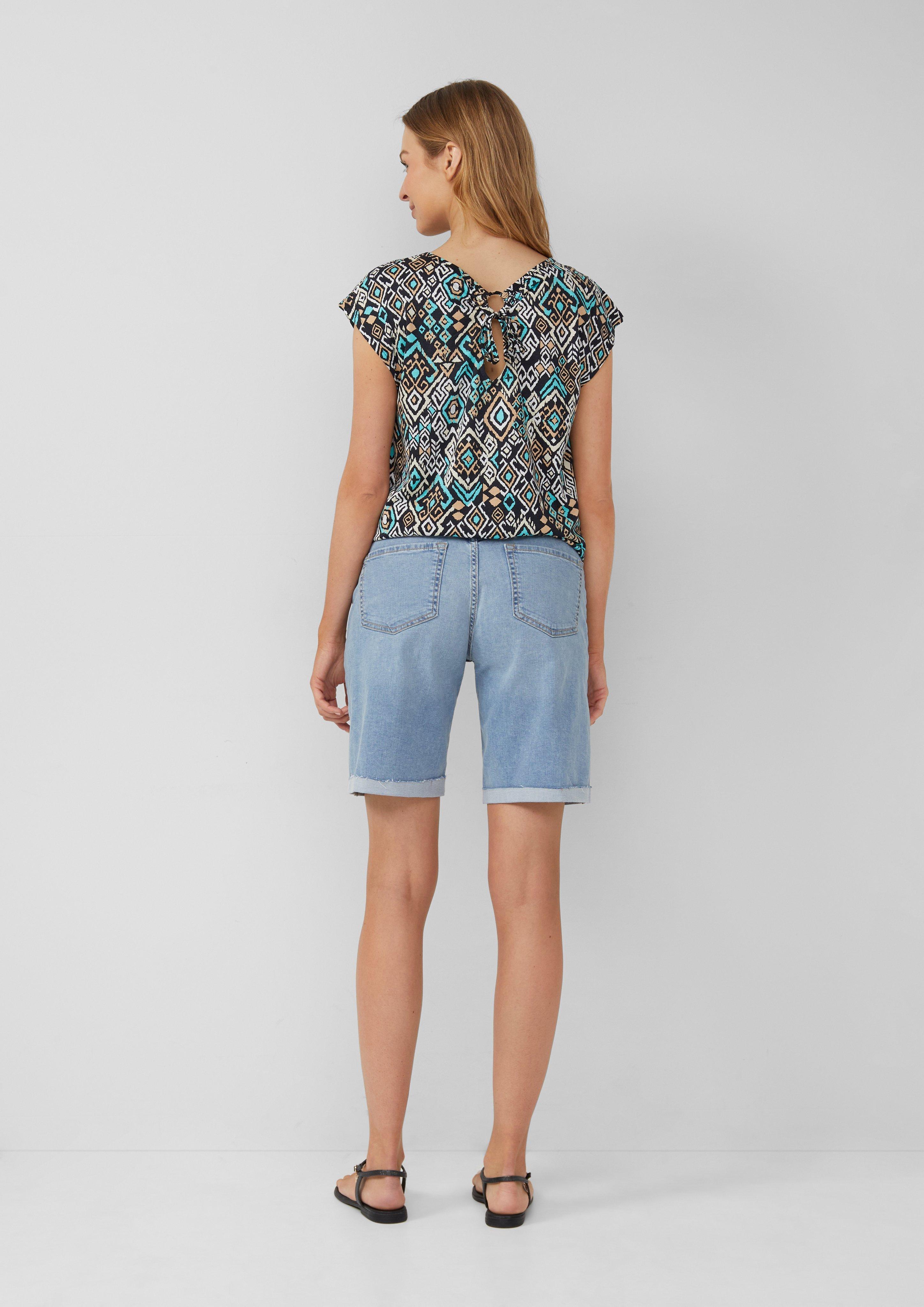 T-Shirt in 99A2, 6099, 99B0, 35B0, 0100, 3533 & 9999