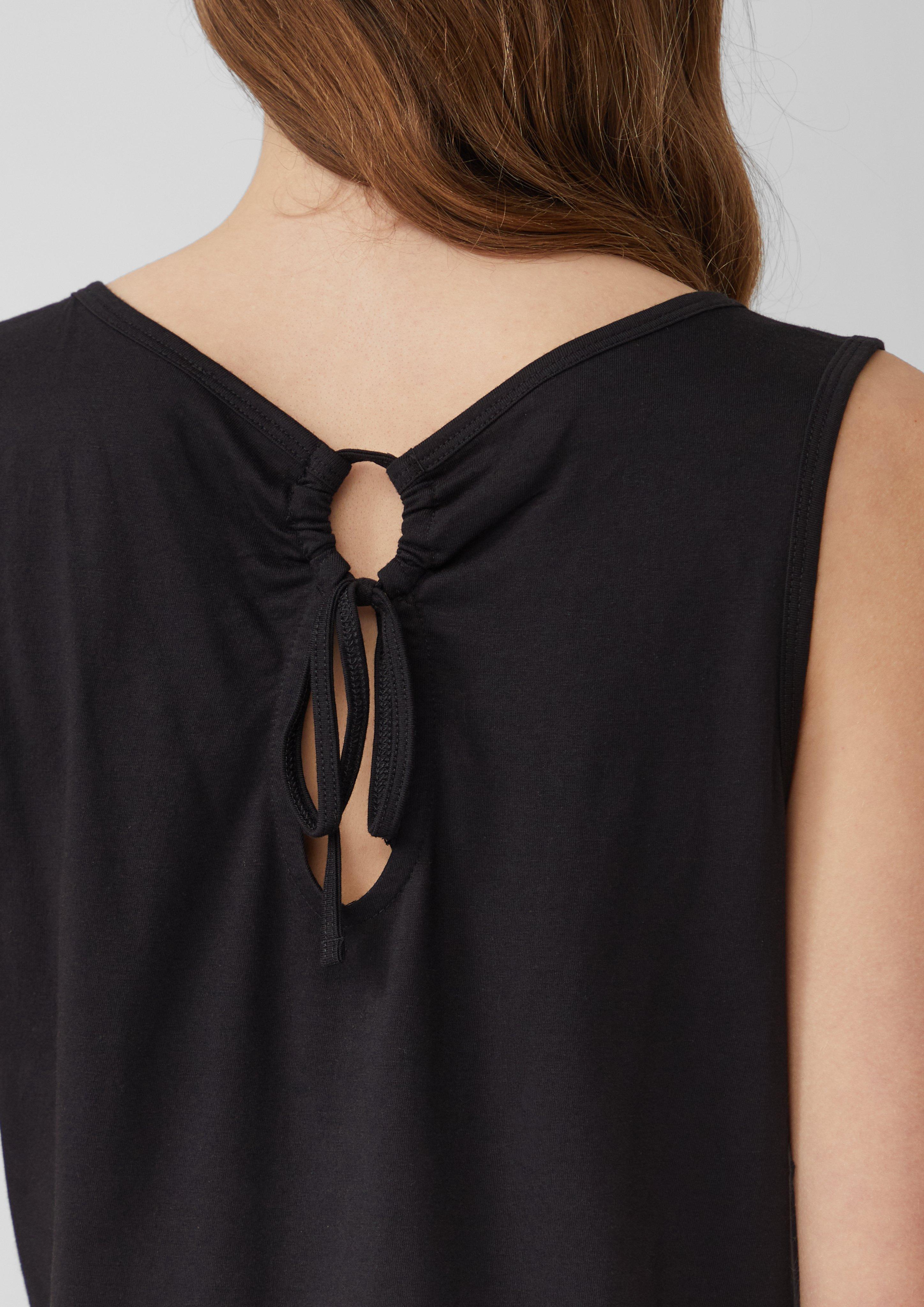 T-Shirt in 9999, 99B0, 35B0, 99A2, 3533, 0100 & 6099