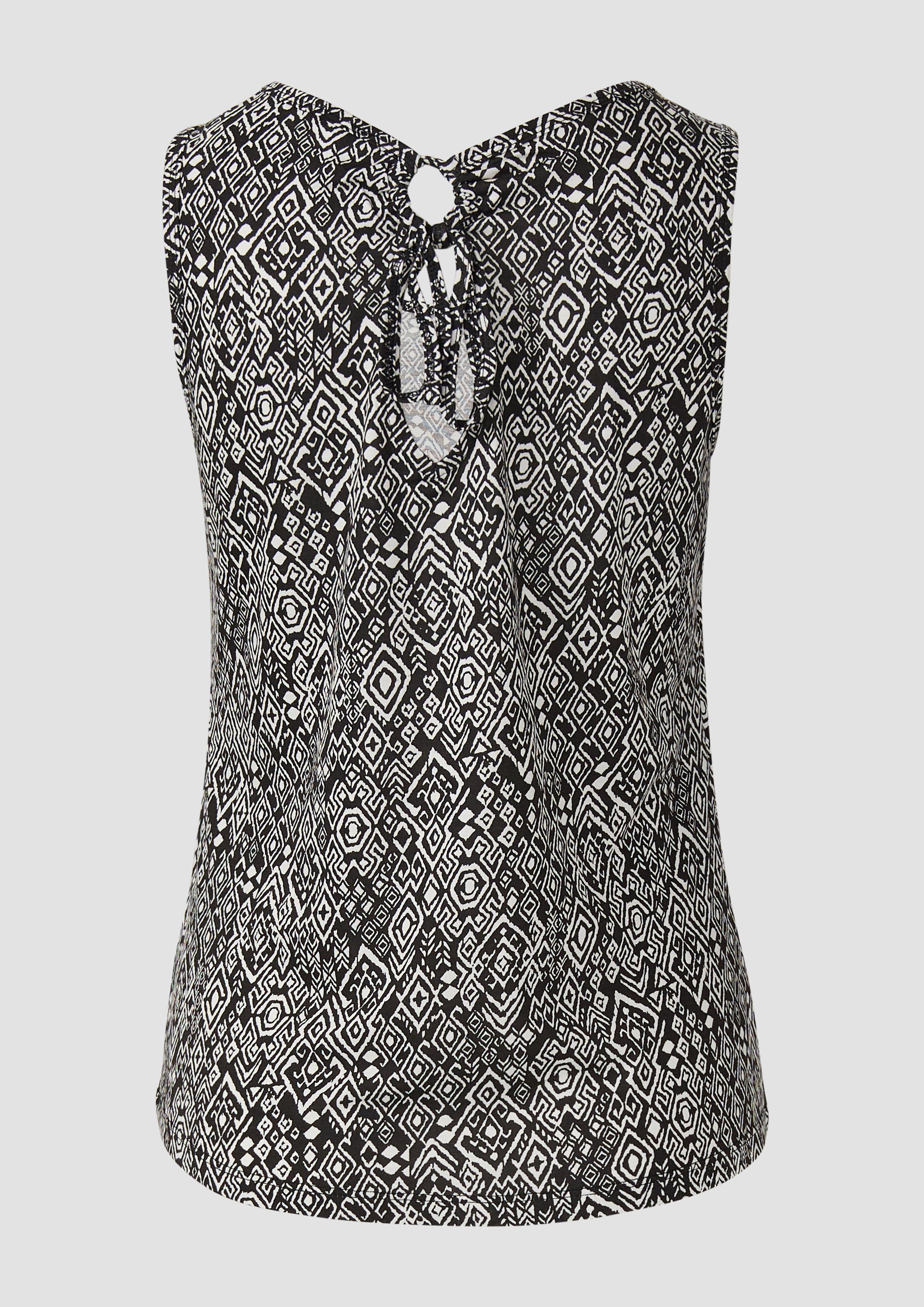 T-Shirt in 99B0, 35B0, 99A2, 9999, 3533, 0100 & 6099