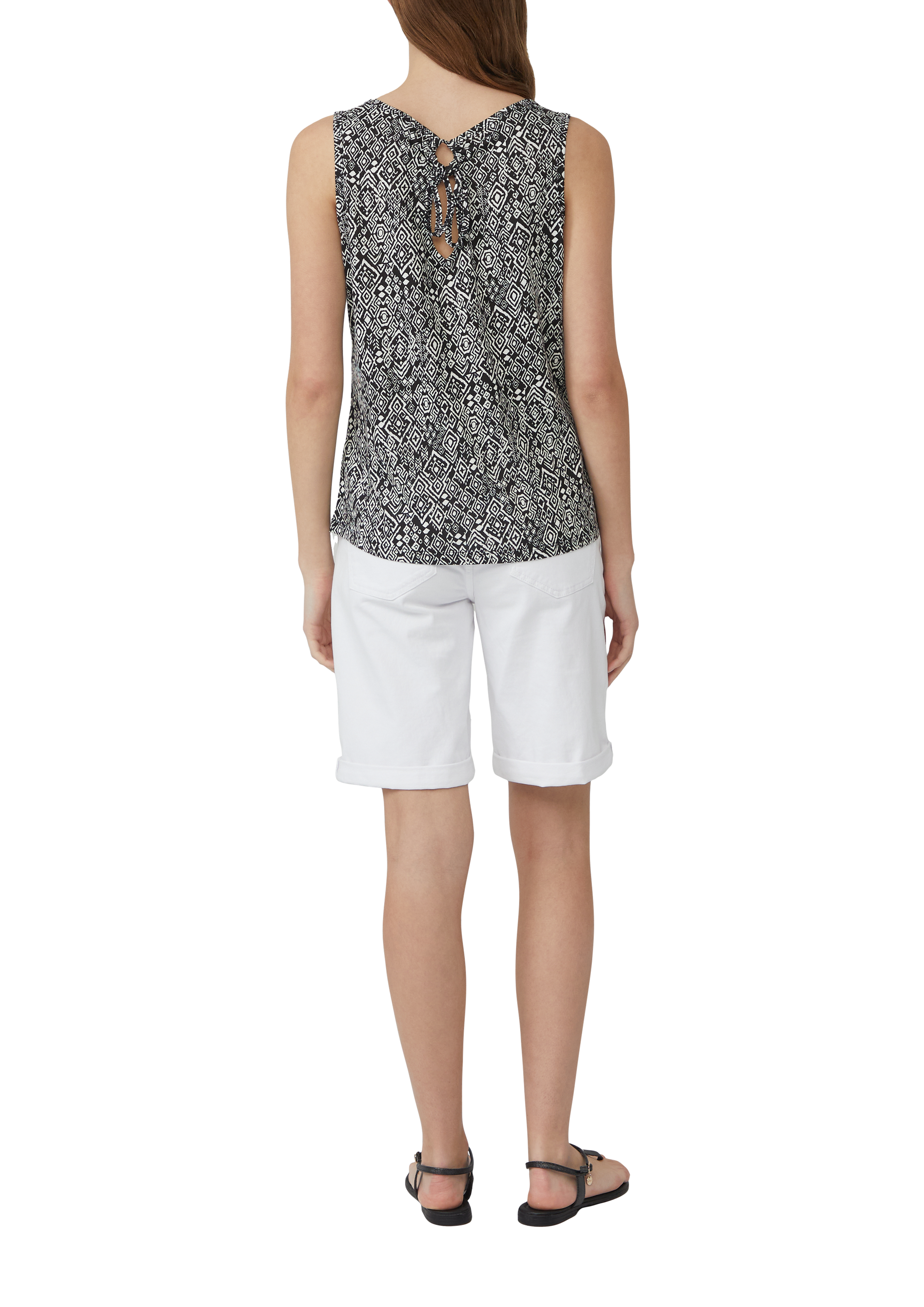 Thumbnail - T-Shirt
