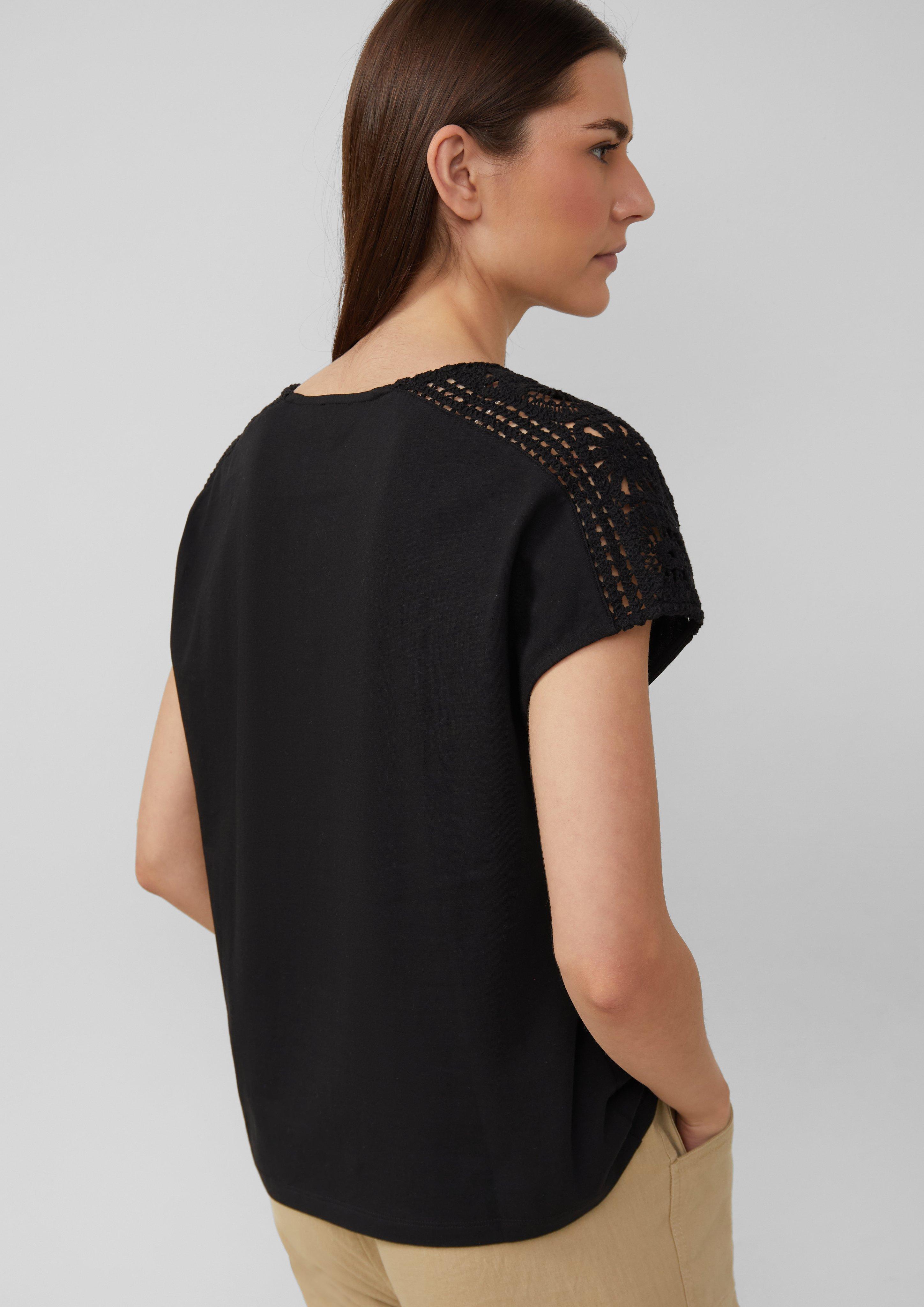 T-Shirt in 9999 & 8105