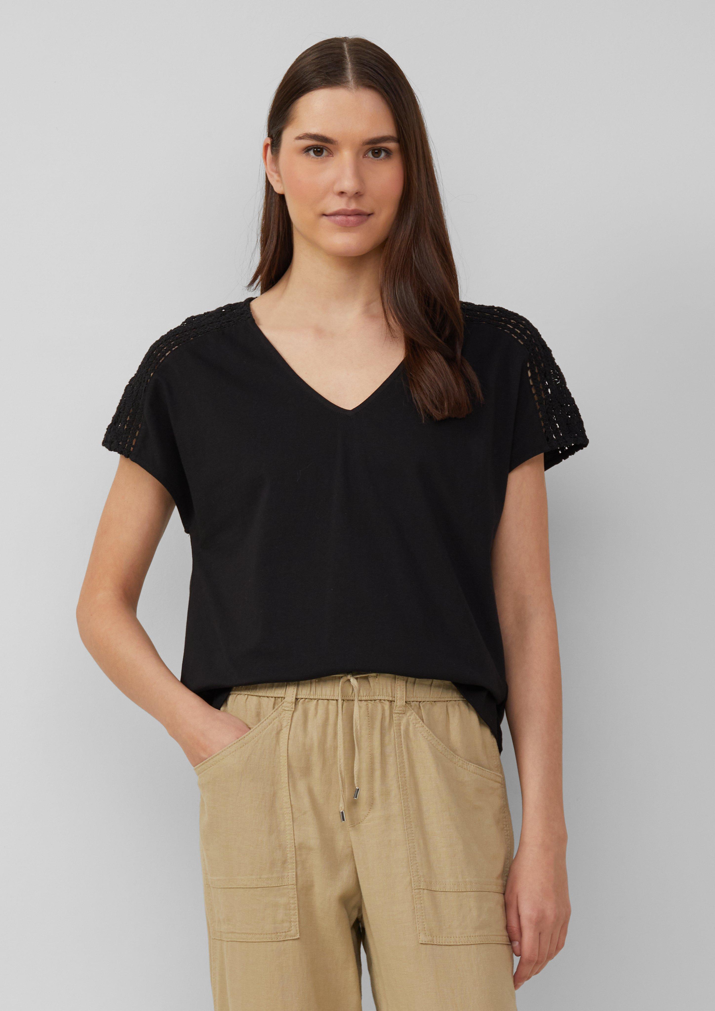 T-Shirt in 9999 & 8105