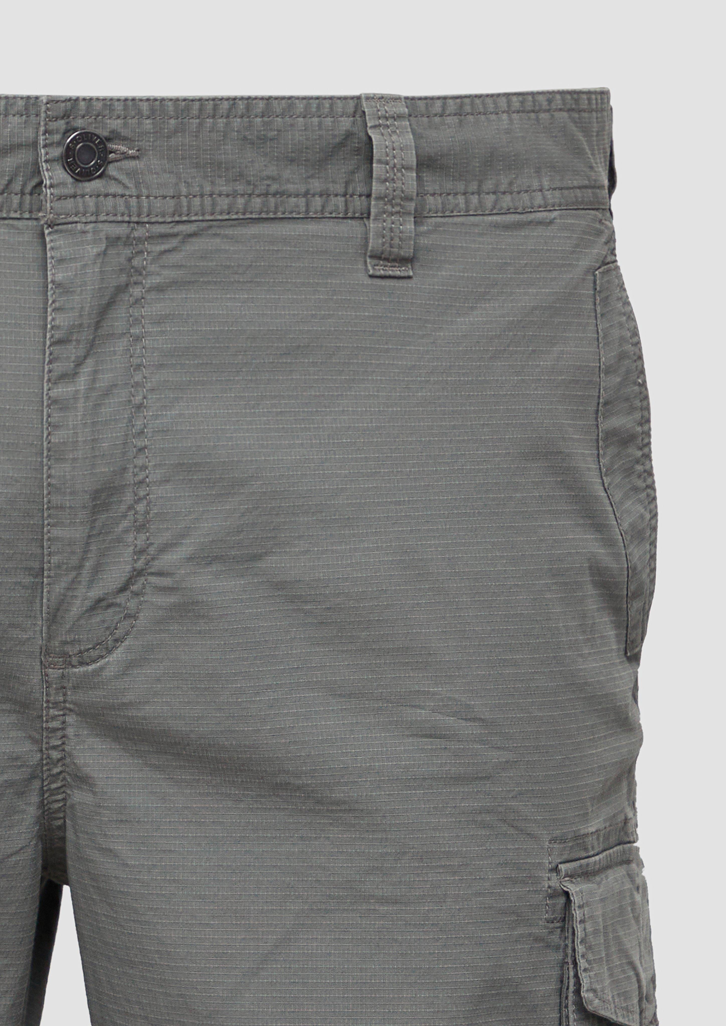 Bermuda in 9467, 5852 & 8483